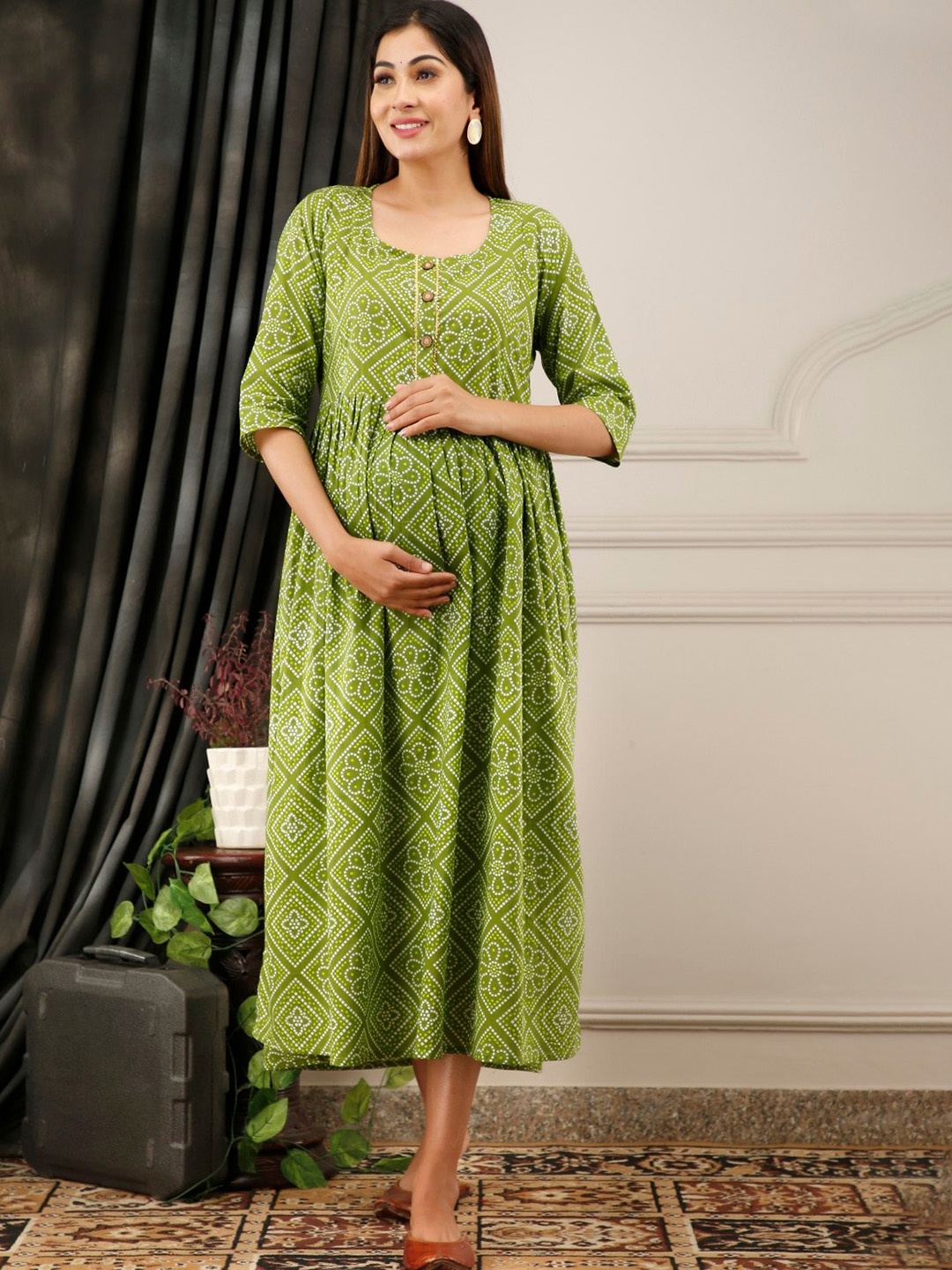 

Henal Ethnic Motifs Printed Gotta Patti Cotton Maternity Fit and Flare Ethnic Dresses, Green