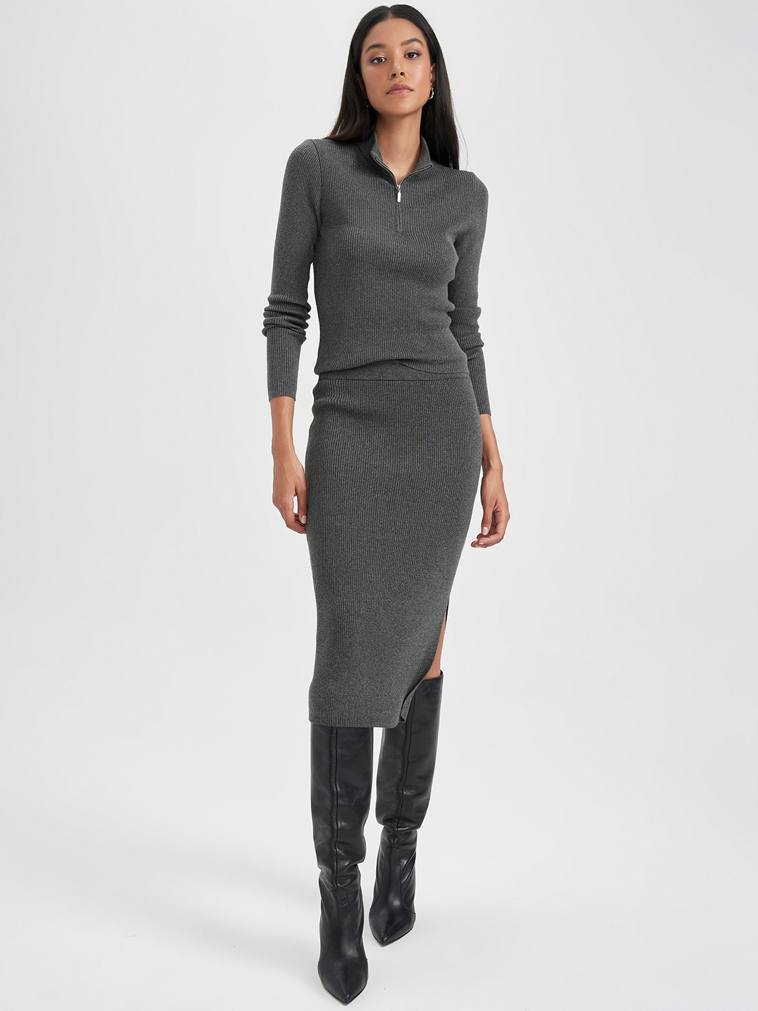 

DeFacto Self Design Pencil Midi Skirt, Grey