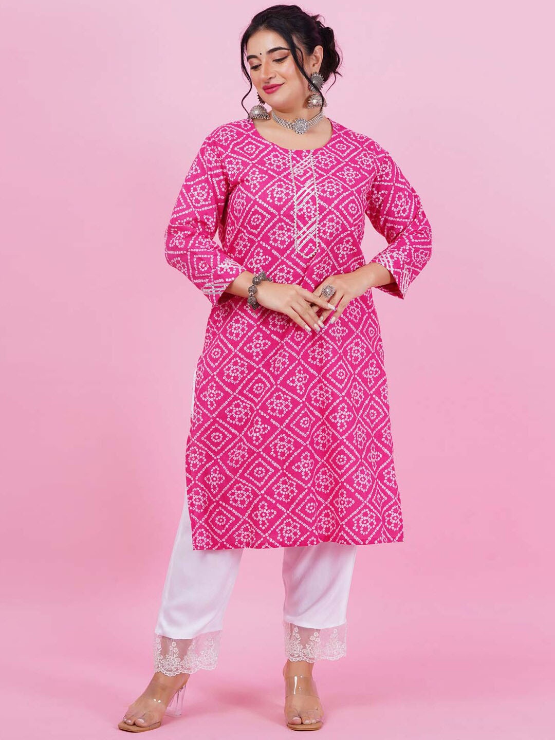 

LastInch Bandhani Printed Round Neck Straight Gotta Patti Cotton Kurta, Pink