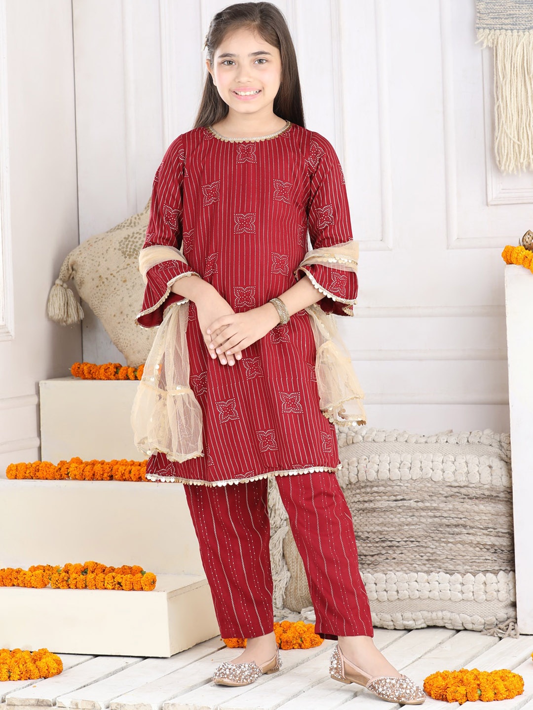

Cutiekins Girls Ethnic Motifs Printed Gotta Patti A-Line Kurta With Trousers & Dupatta, Maroon