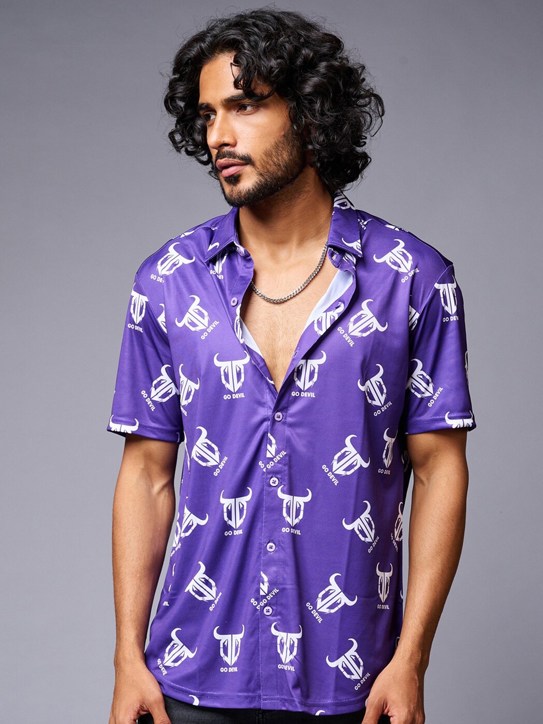 

GO DEVIL Conversational Printed Casual Shirt, Purple