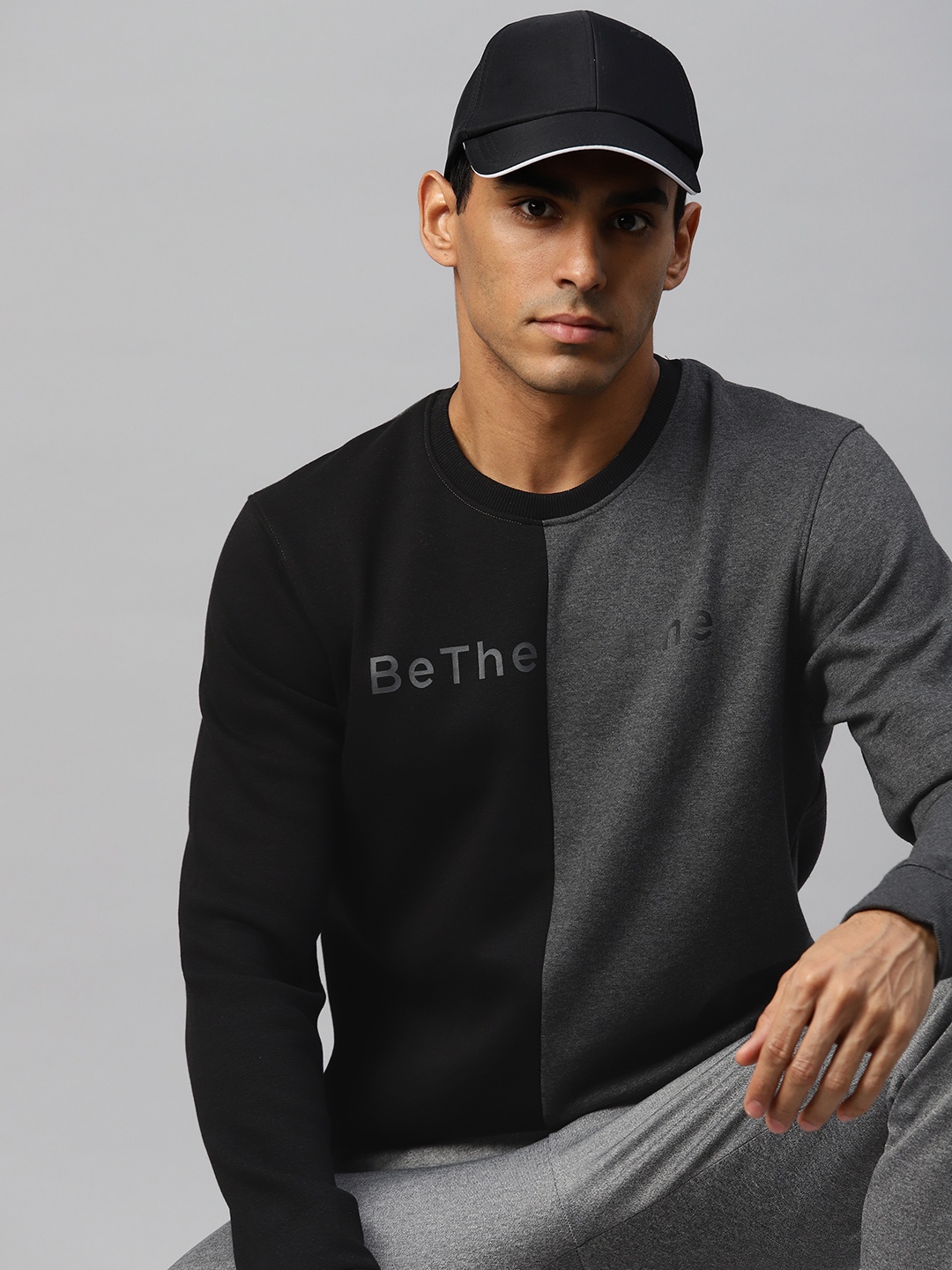 Alcis Men Typography Printed Sweatshirt, Black