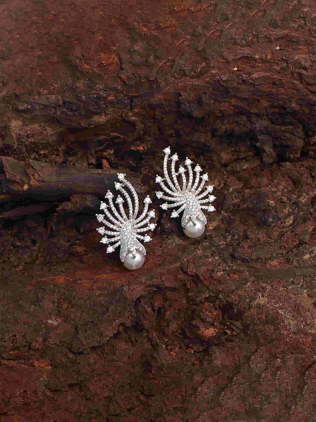 

Mirana Rhodium-Plated Studs Earrings, Silver