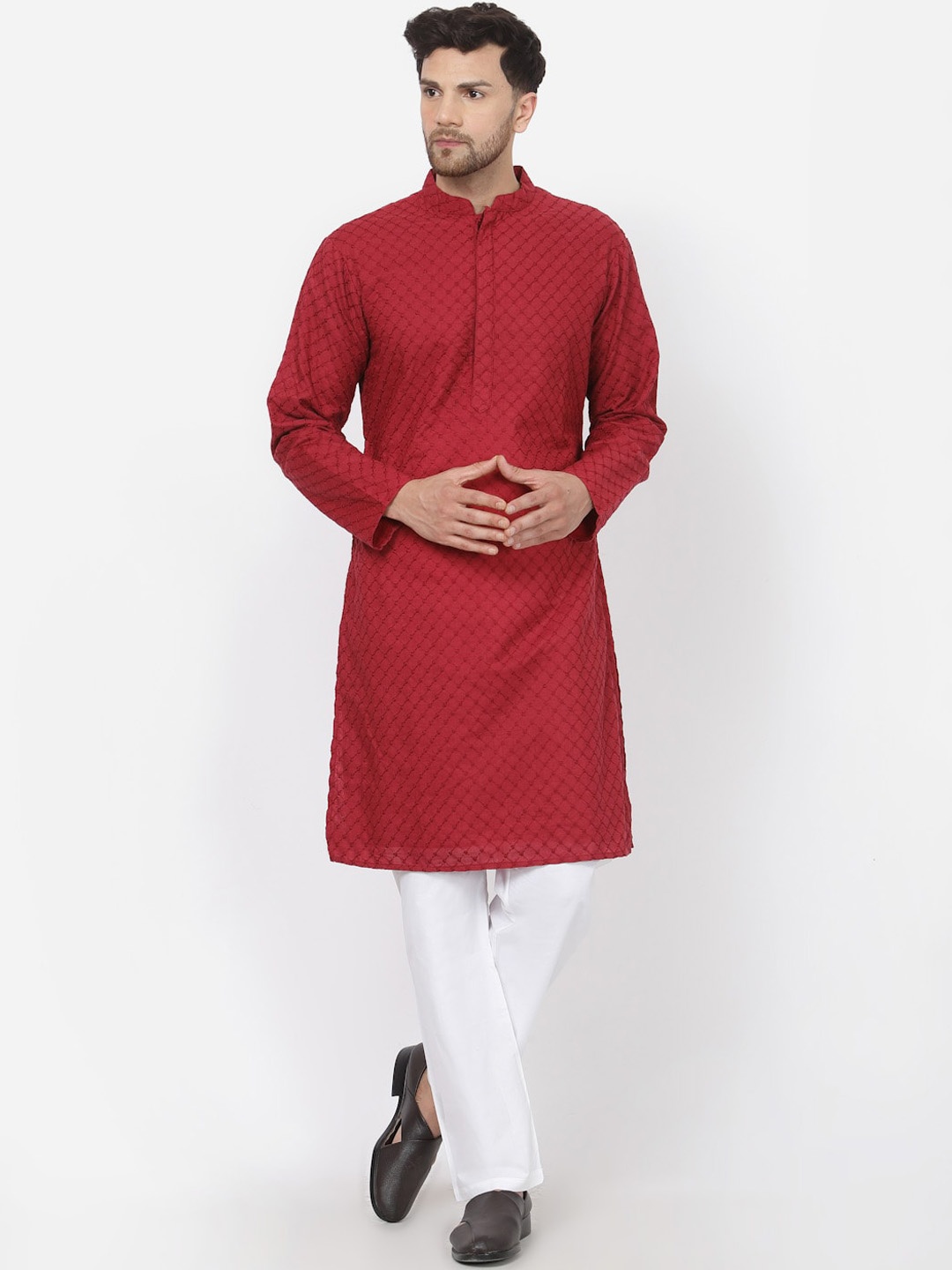 

MOHANLAL SONS Geometric Embroidered Thread Work Pure Cotton Kurta with Pyjamas, Maroon