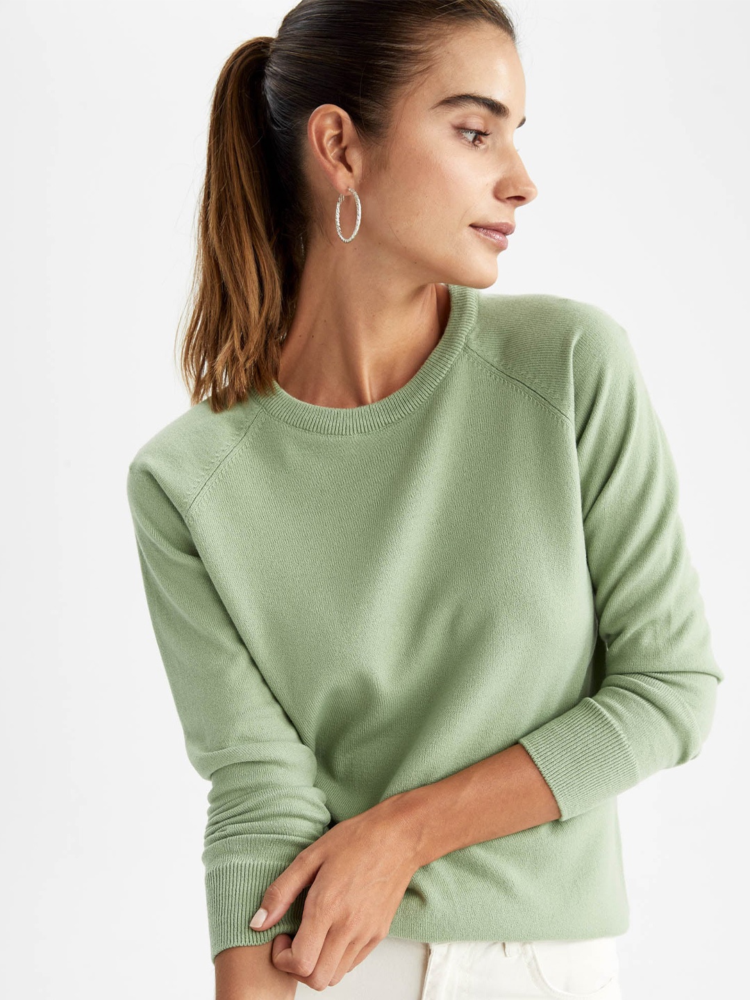 

DeFacto Round Neck Acrylic Pullover, Green