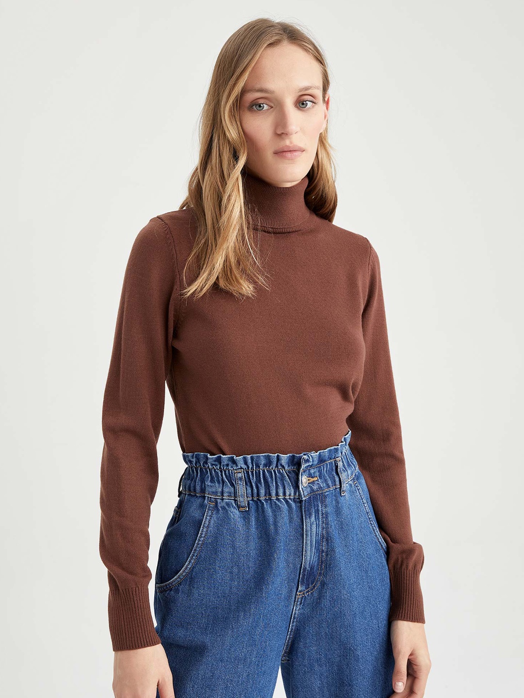 

DeFacto Turtle Neck Pure Acrylic Pullover, Brown