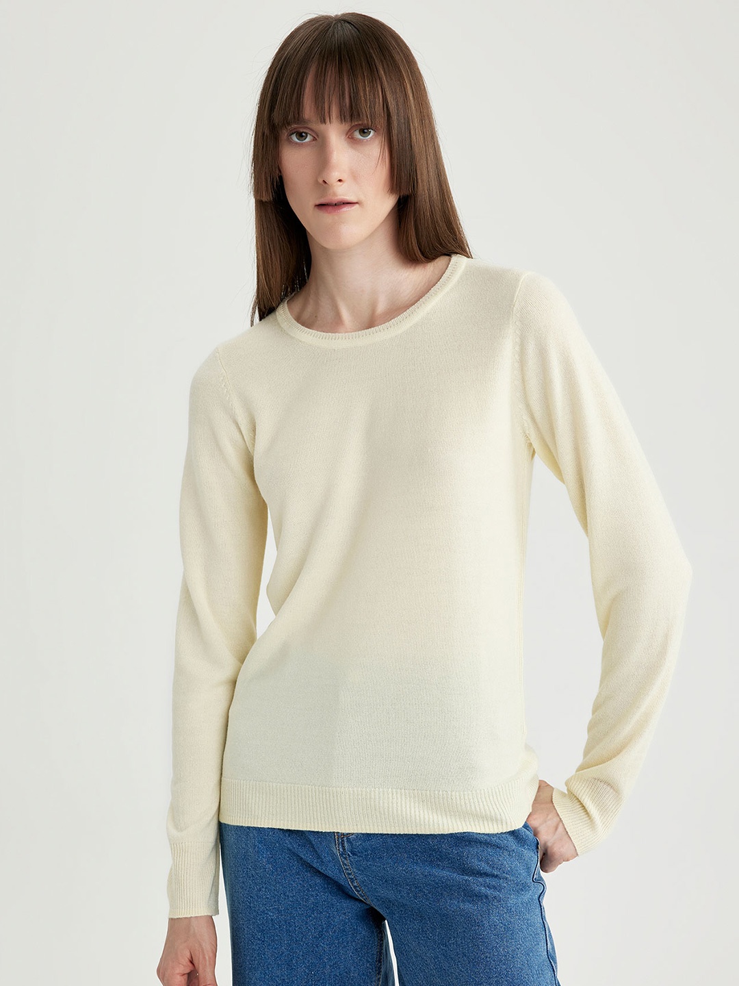 

DeFacto Round Neck Acrylic Pullover, Yellow