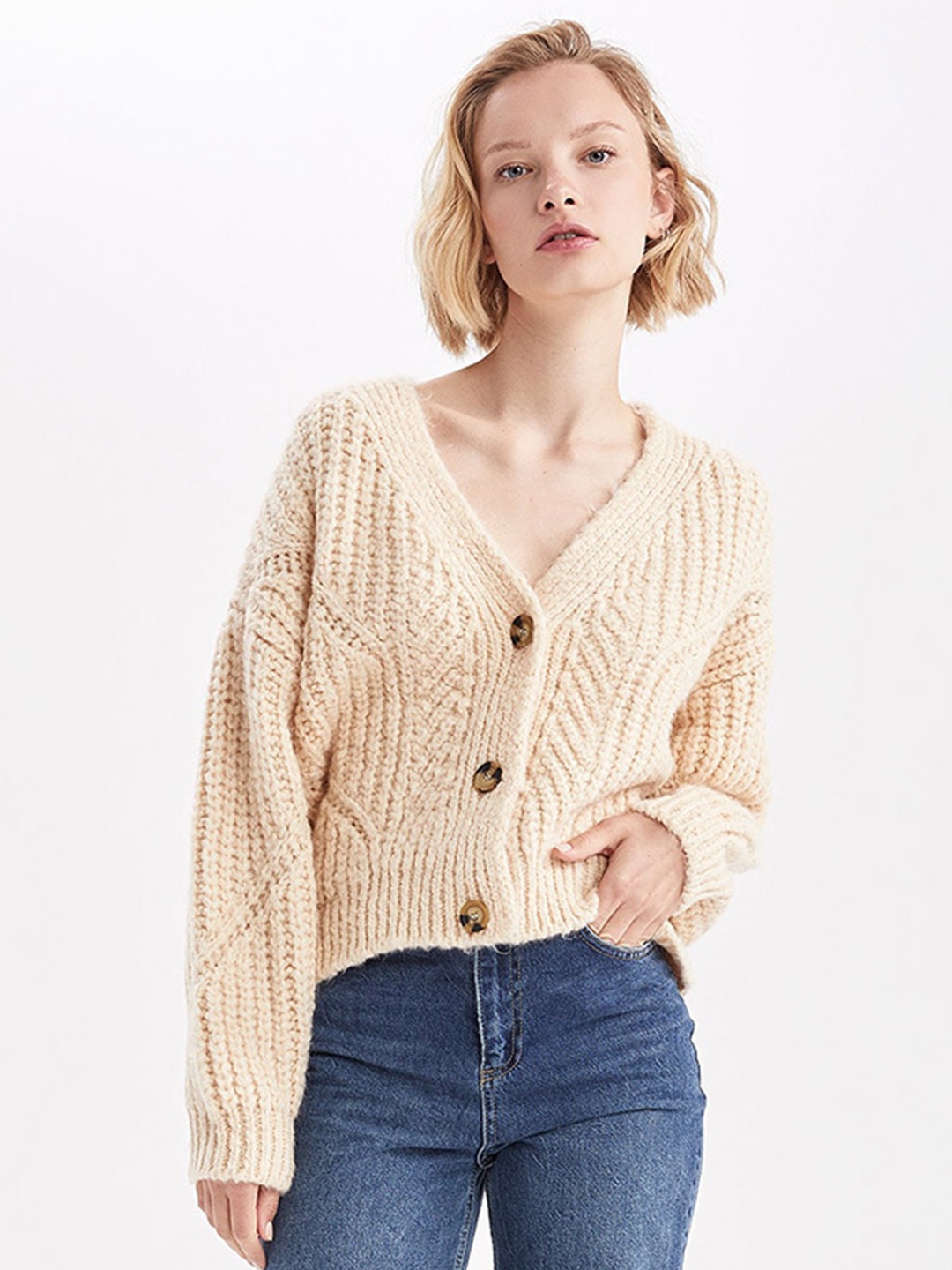 

DeFacto Cable Knit Self Design V-Neck Cardigan, Off white