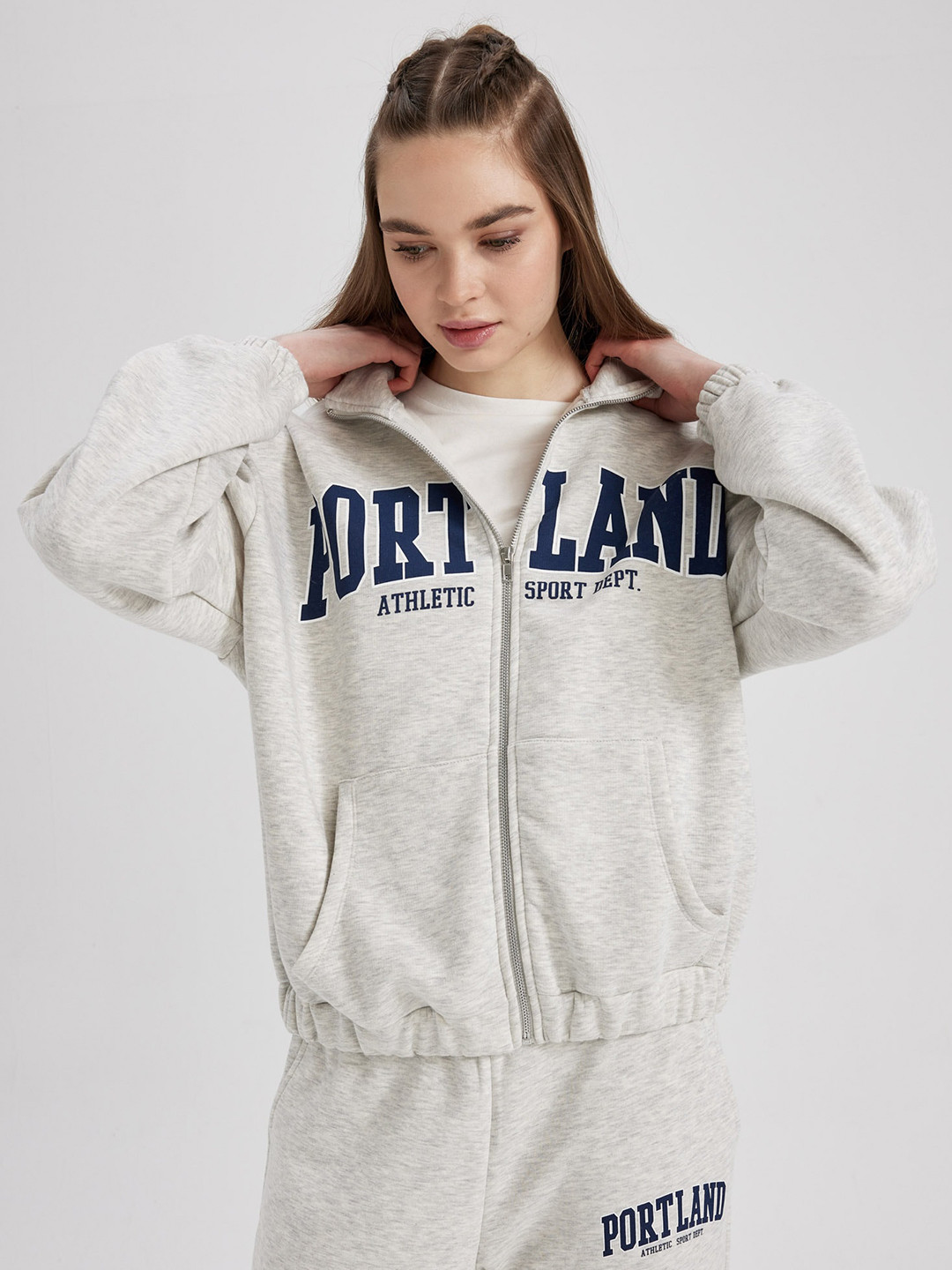 

DeFacto Typography Printed Front-Open Sweatshirt, Grey melange