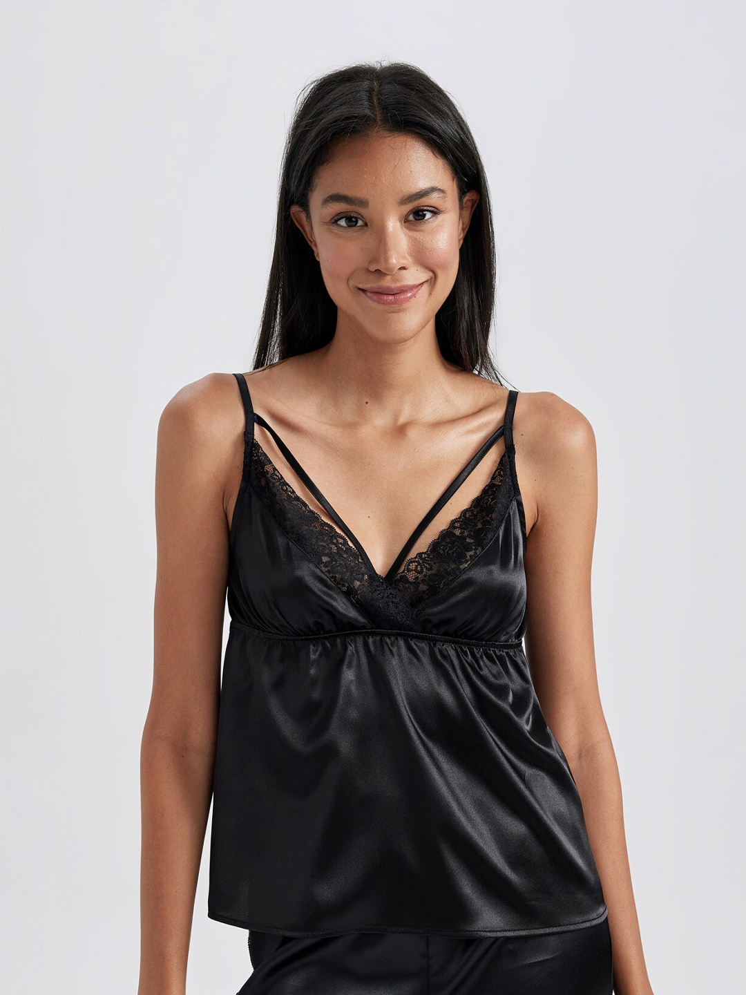 

DeFacto Shoulder Straps Empire Top, Black