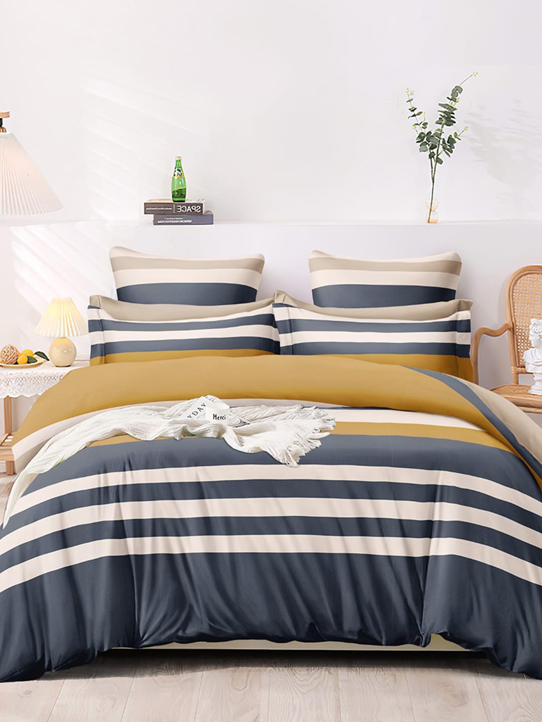 

AEROHAVEN Premium Yellow & White Striped Cotton 300 TC King Bedsheet with 2 Pillow Covers