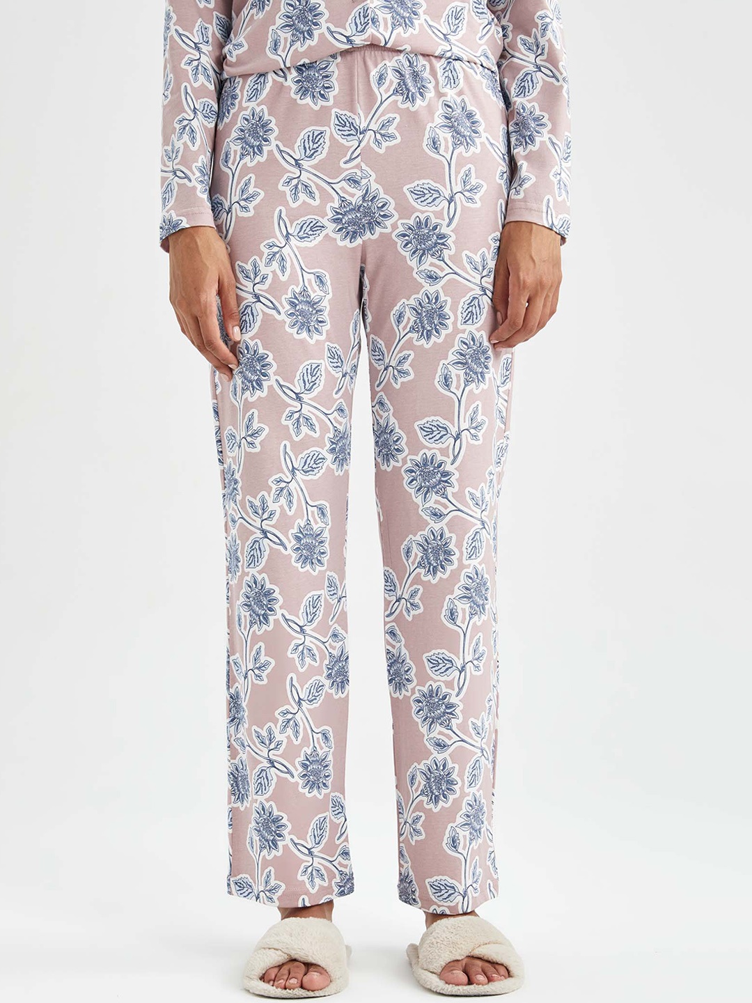 

DeFacto Women Printed Pure Cotton Lounge Pants, Peach