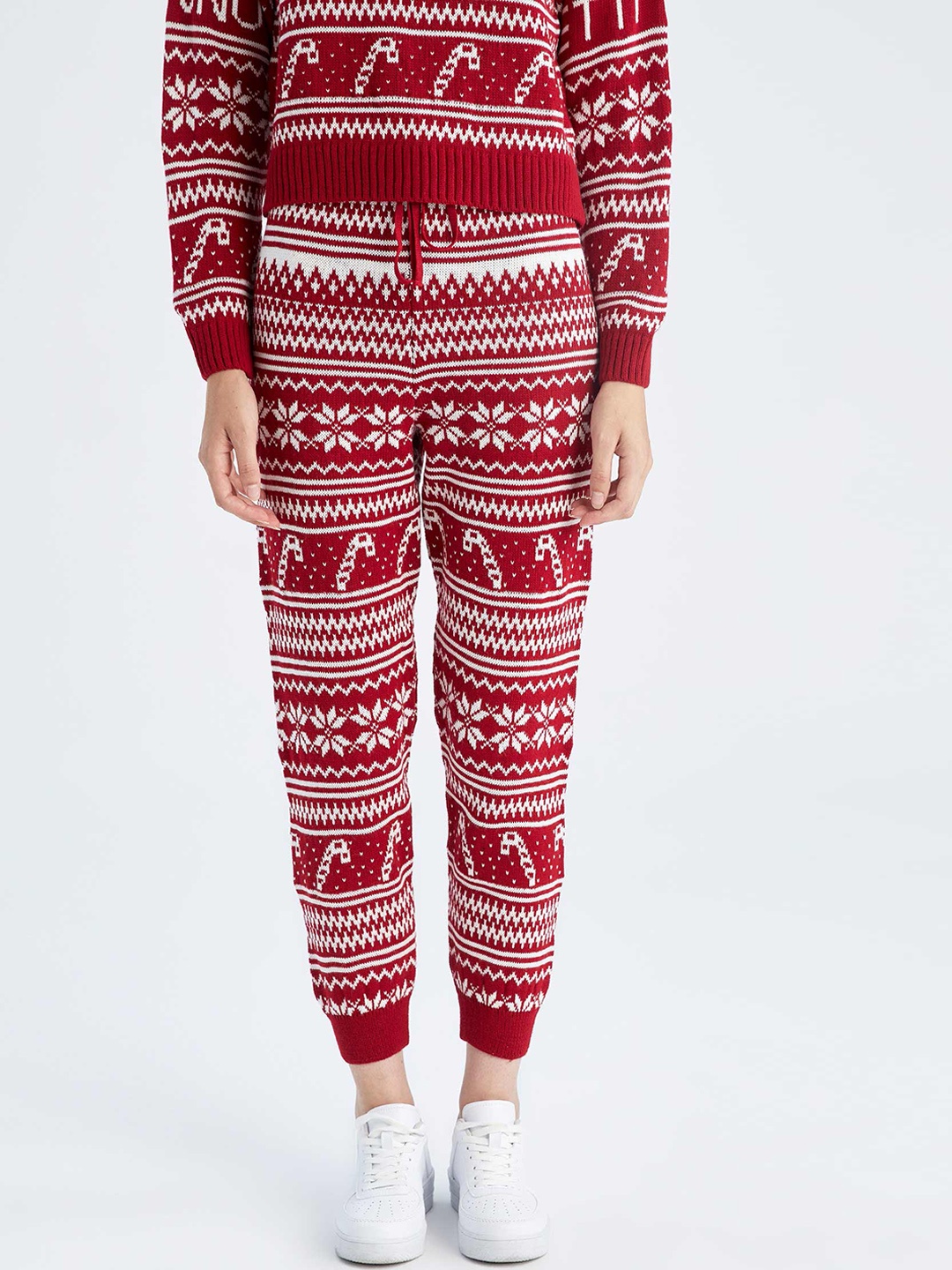 

DeFacto Women Mid-Rise Geometric Printed Knitted Casual Acrylic Joggers, Red