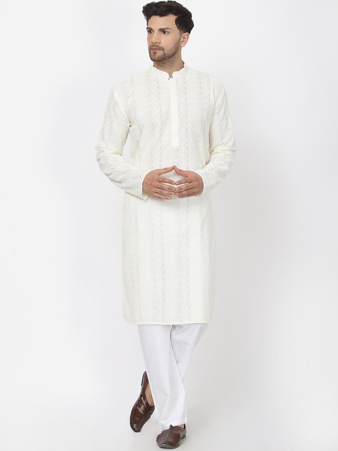 

MOHANLAL SONS Geometric Embroidered Thread Work Straight Pure Cotton Kurta, Cream