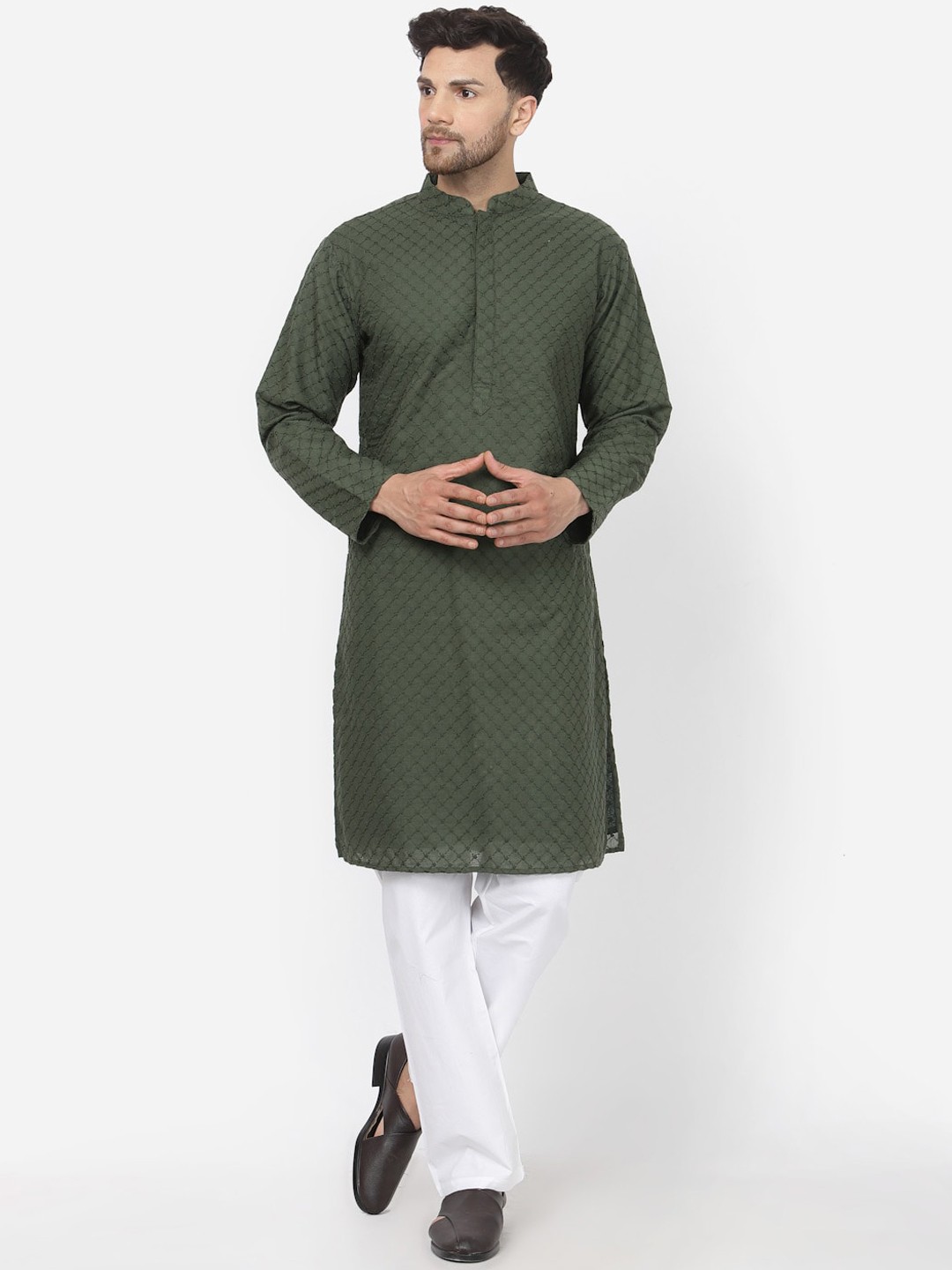 

MOHANLAL SONS Geometric Embroidered Thread Work Straight Pure Cotton Kurta, Green