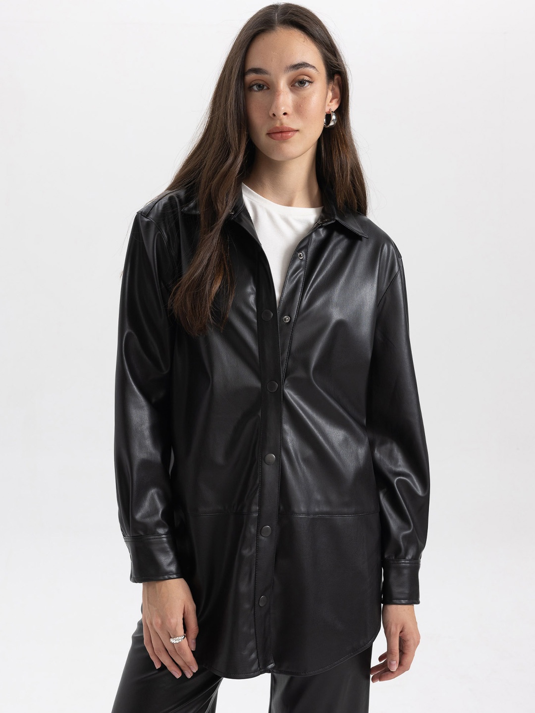 

DeFacto Spread Collar Open Front Jacket, Black