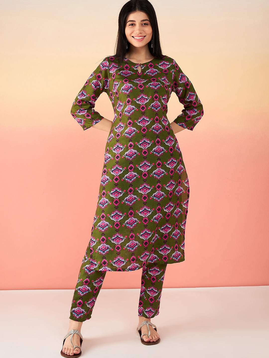 

Sangria Olive Green Ethnic Motifs Printed Straight Kurta With Trouser