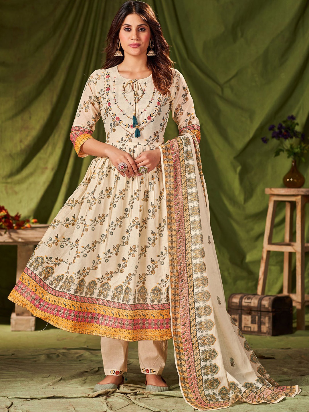 

PREMROOP- THE STYLE YOU LOVE Floral Printed Pure Cotton Kurta With Trousers & Dupatta, Cream