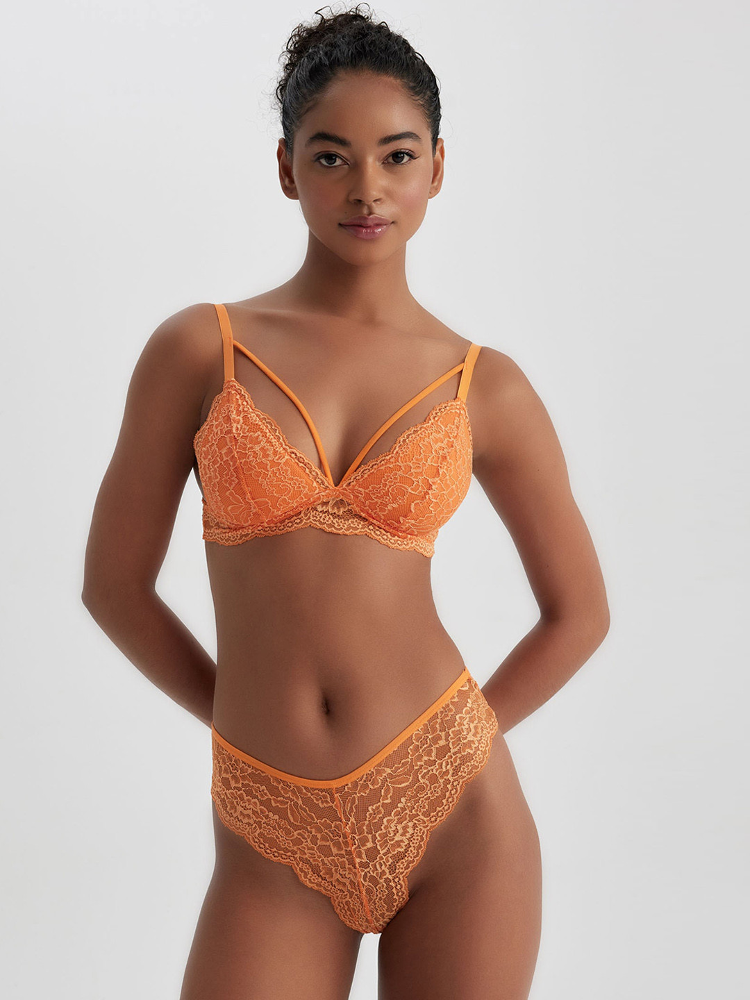 

DeFacto Self Design Lace Basic Briefs, Orange