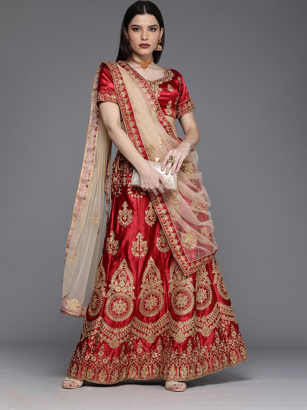 

Ishin Ethnic Motifs Embroidered Semi-Stitched Lehenga Choli, Maroon