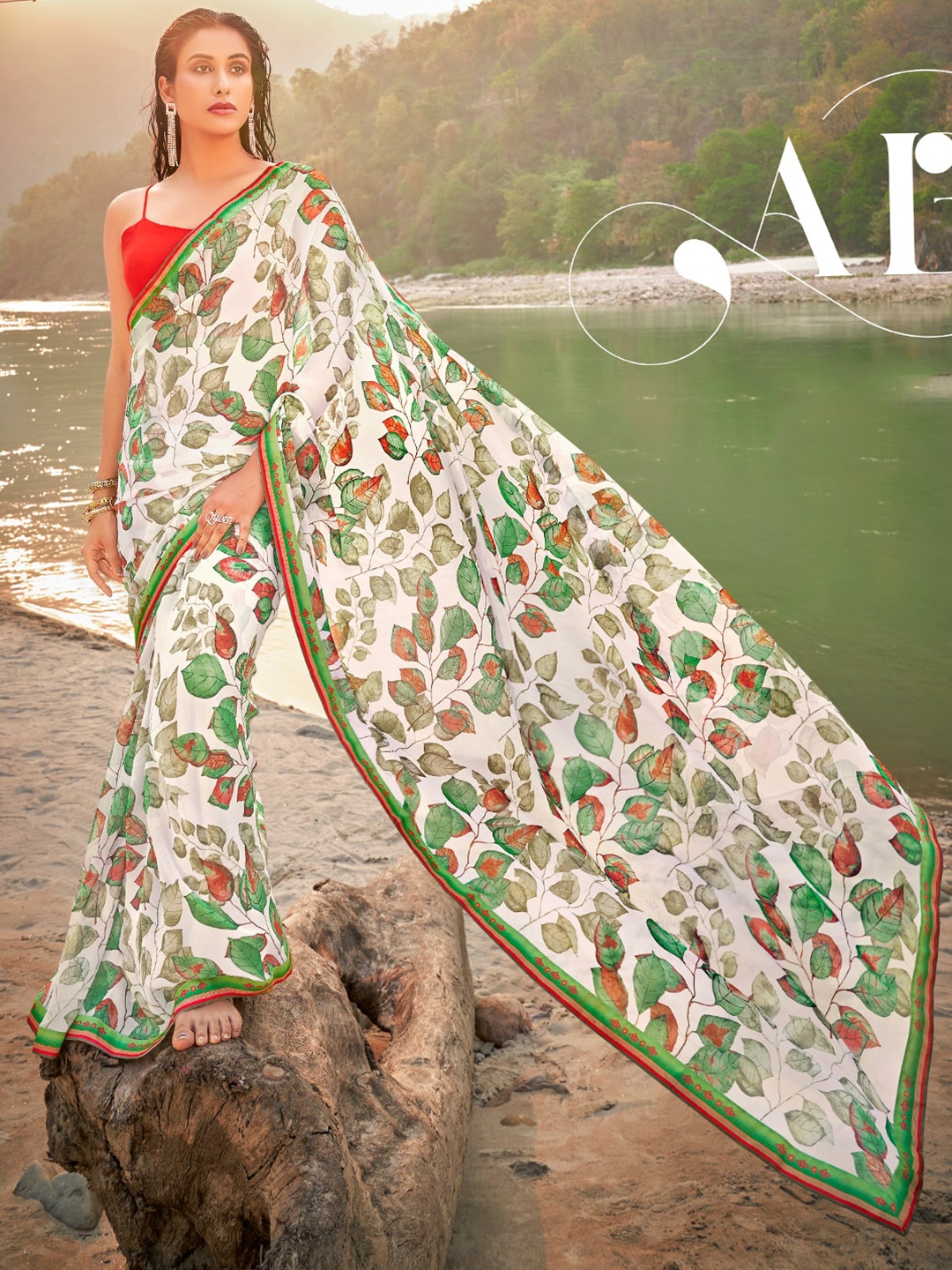 

SANSKAR Floral Poly Georgette Saree, Green