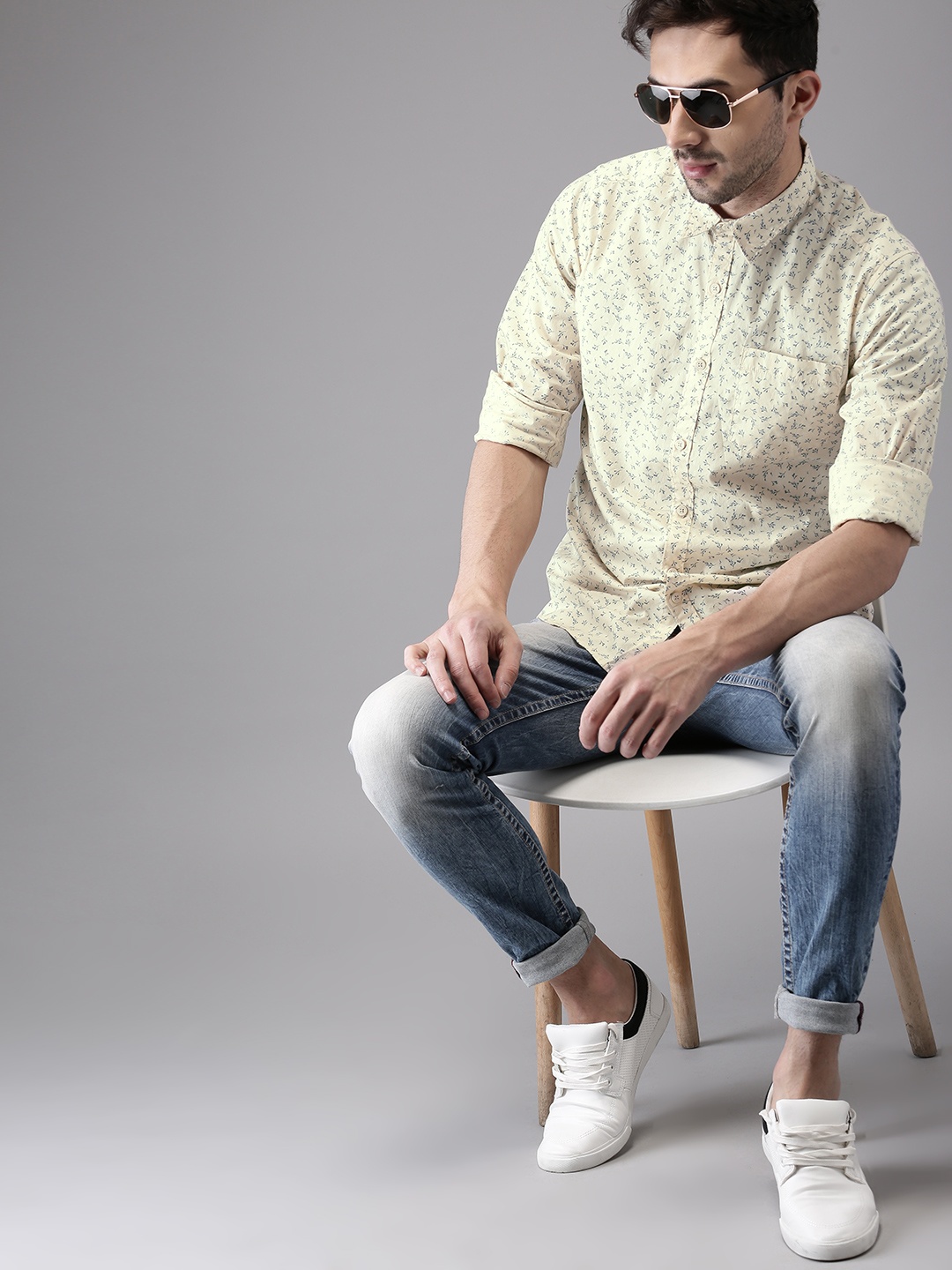 

HERE&NOW Men Cream-Coloured Regular Fit Printed Casual Shirt
