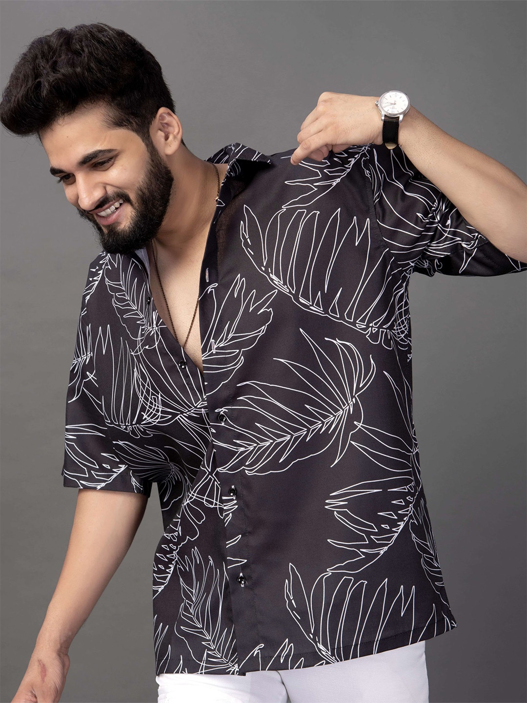 

BROWN BROTHERS Relaxed Tropical Printed Casual Shirt, Black