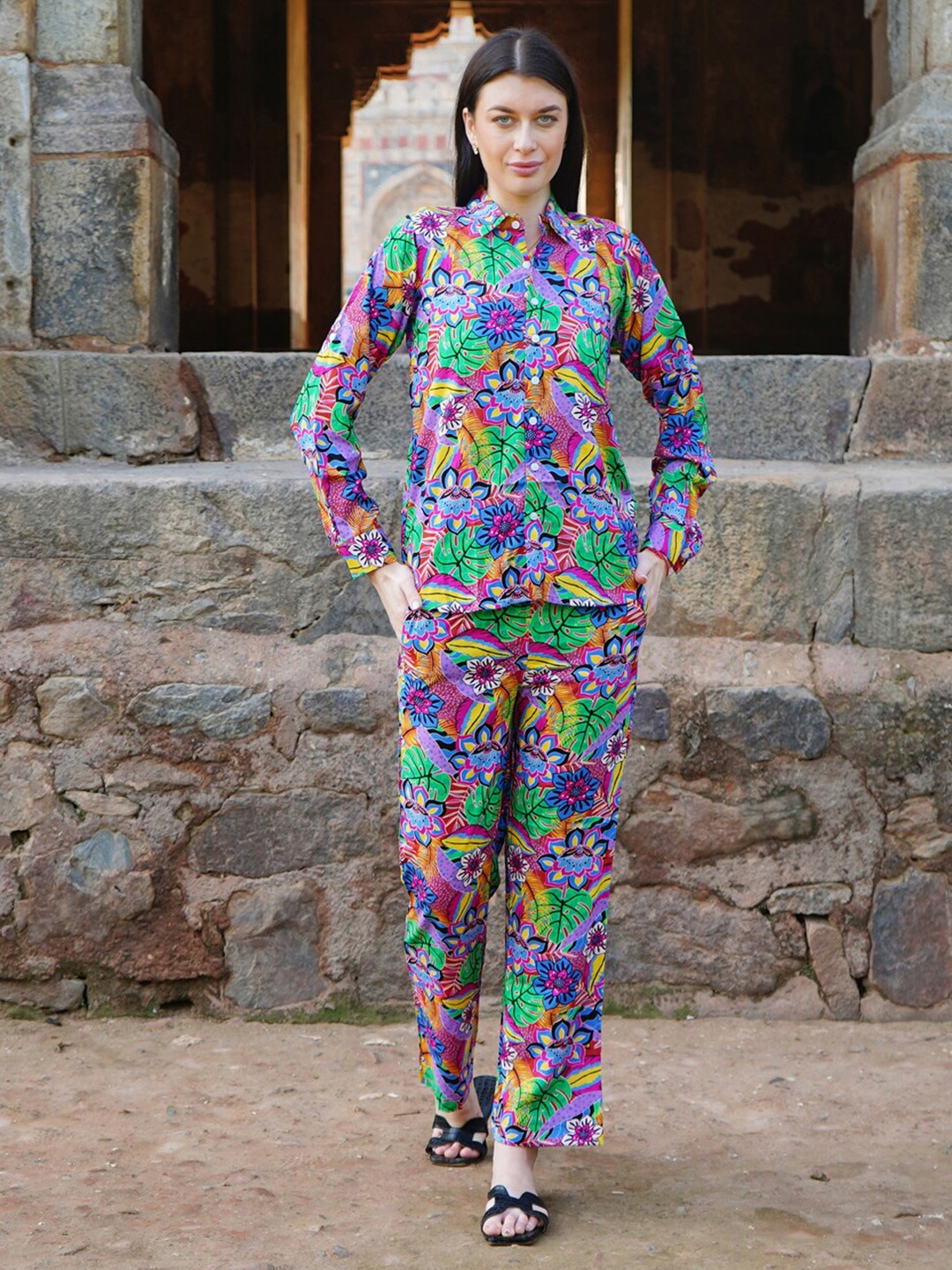 

Rajoria Instyle Floral Printed Shirt Collar Shirt & Trousers Co-Ords Set, Pink