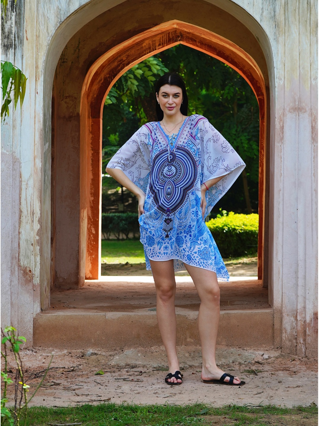 

Rajoria Instyle Floral Printed Georgette Kaftan Dress, Blue