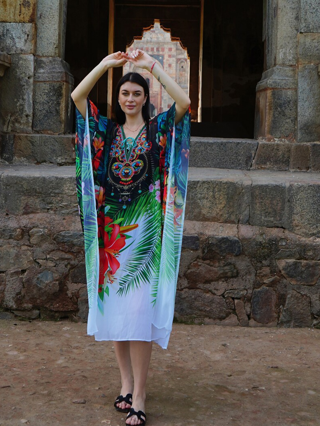 

Rajoria Instyle Graphic Printed V-Neck Georgette Kaftan Midi Dress, White