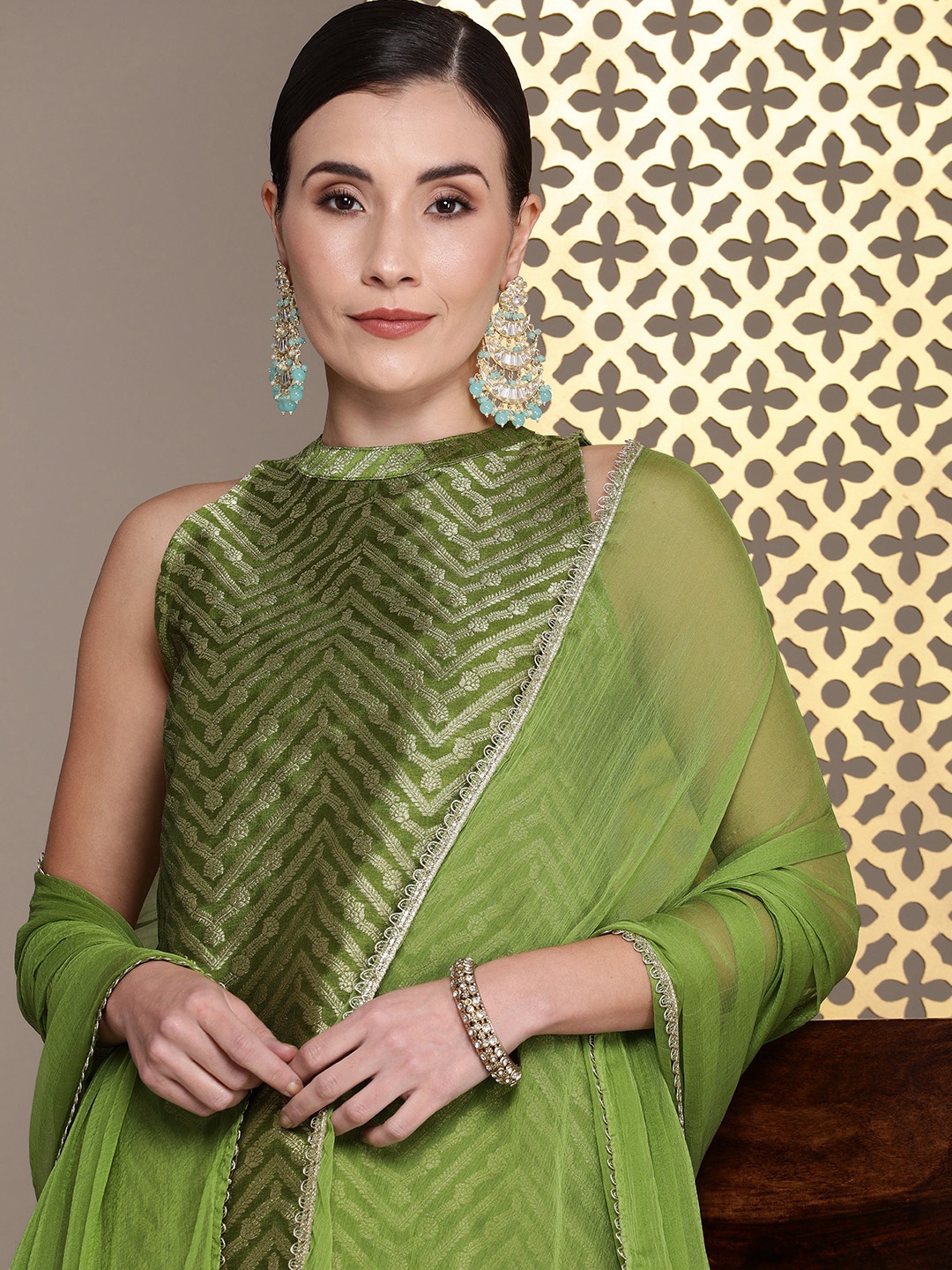

House of Pataudi Women Woven Design Regular Jashn Kurta With Trousers & Dupatta, Green
