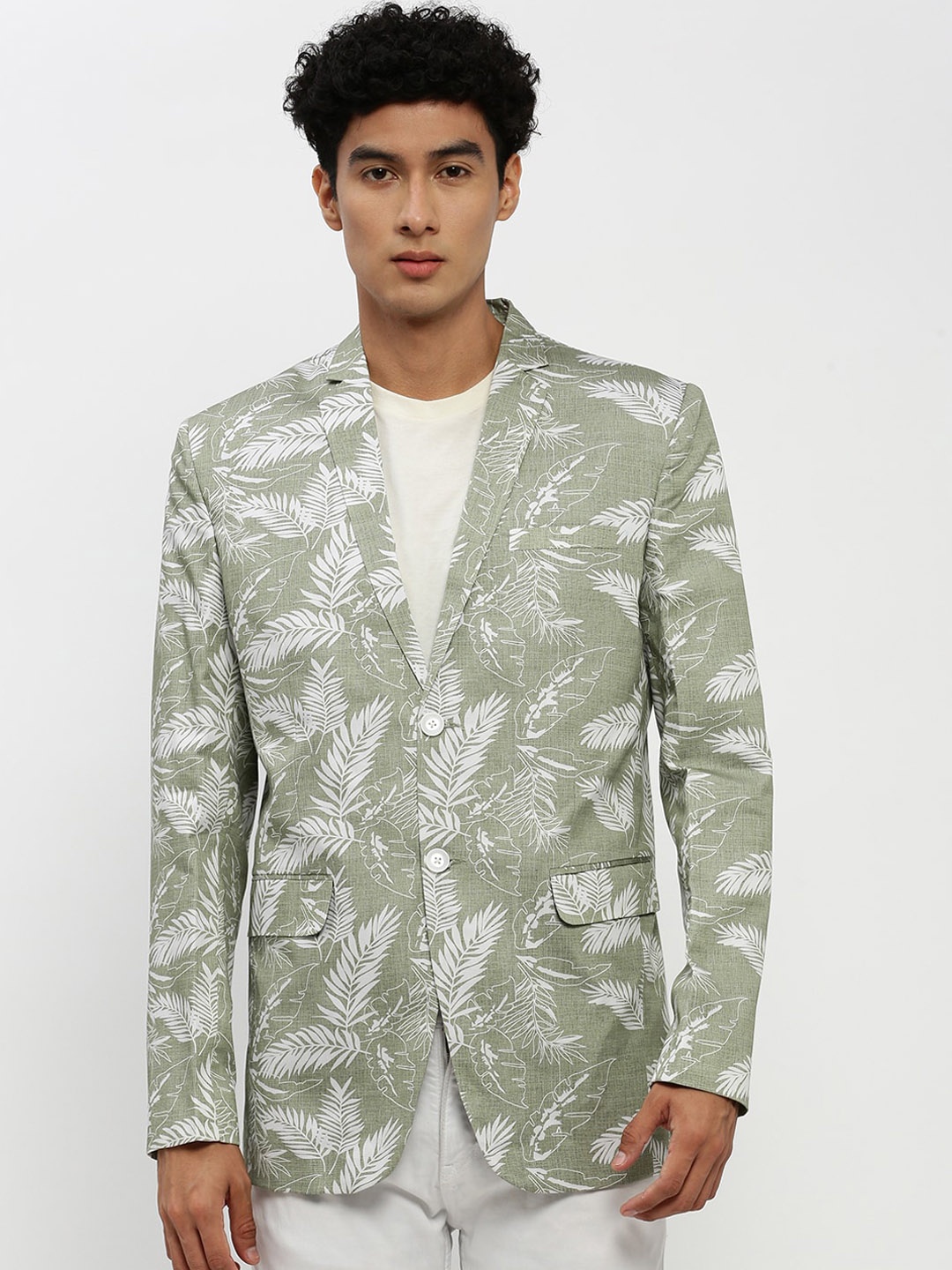 

SHOWOFF Men Printed Notched Lapel Single Breasted Slim-Fit Blazer, Sea green