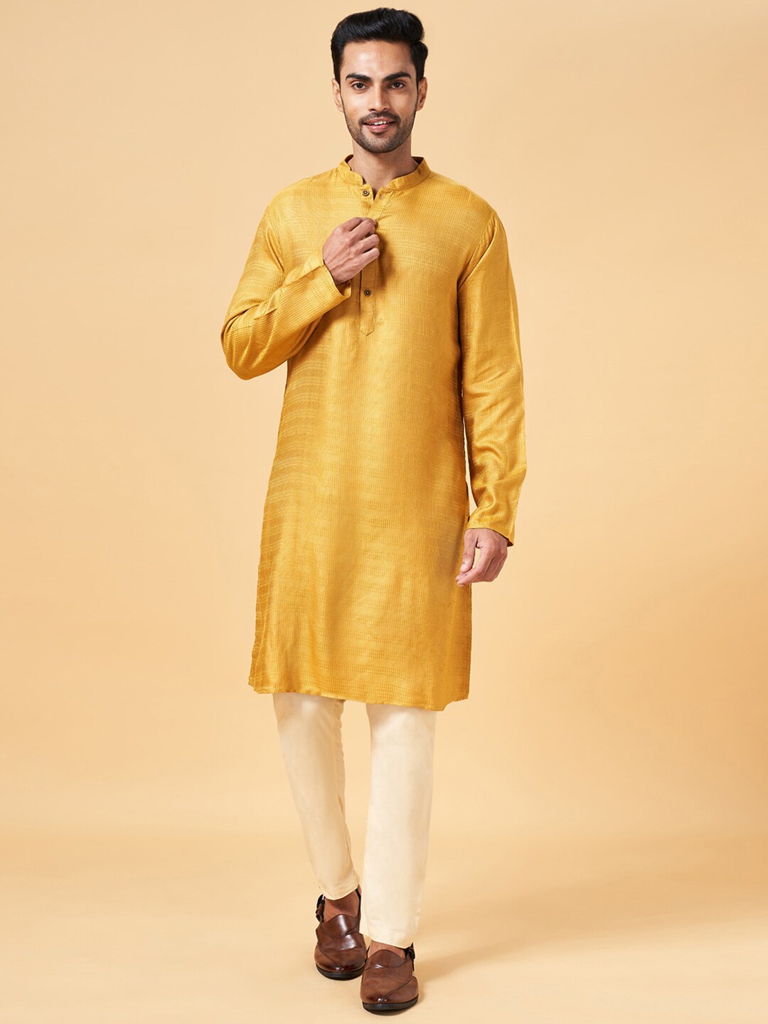 

indus route by Pantaloons Woven Design Mandarin Collar Long Sleeves Straight Kurta, Mustard