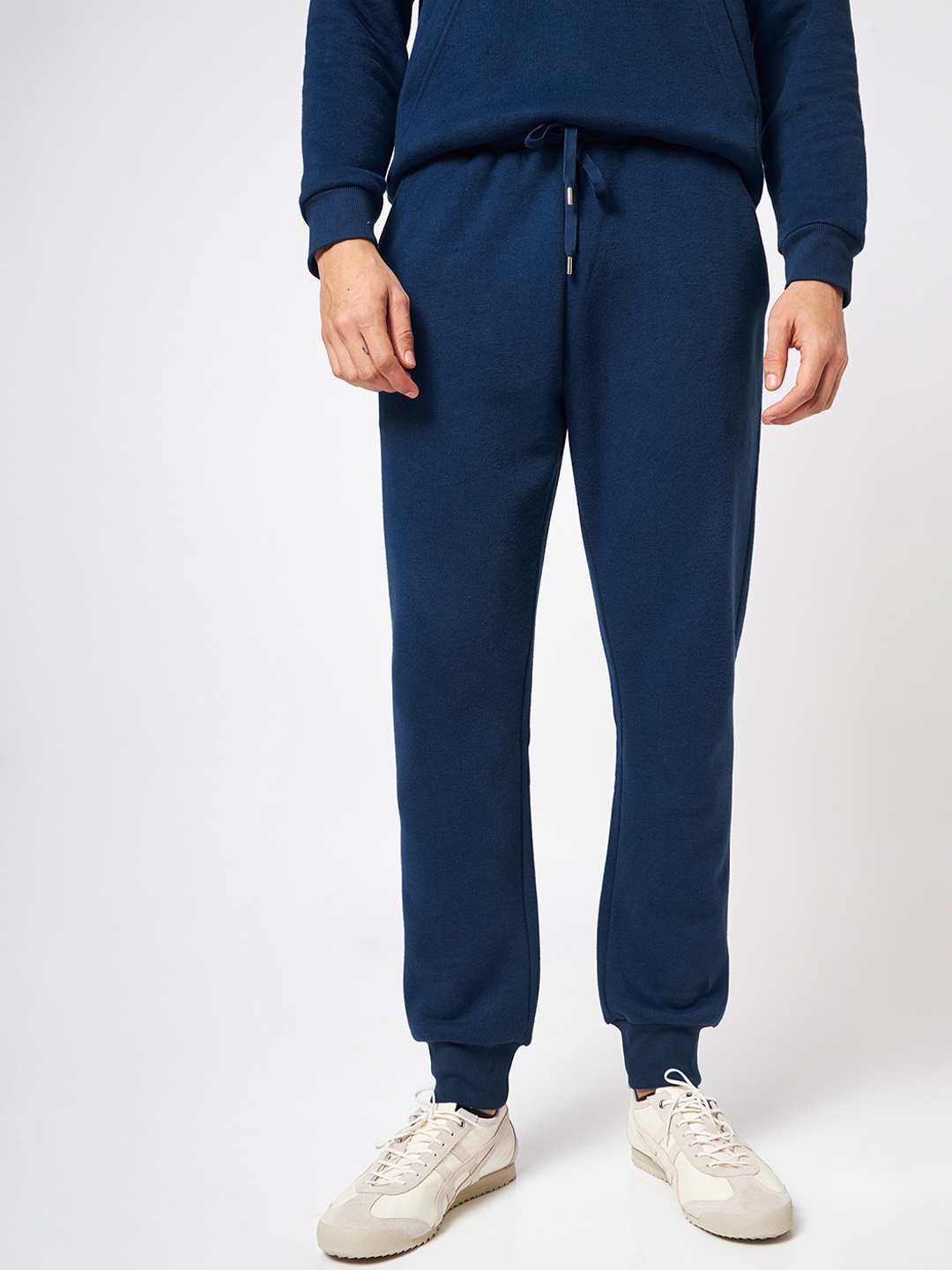 

CAVA Men Moscow Mid Rise Essentials Rapid Dry Fleece Joggers, Blue