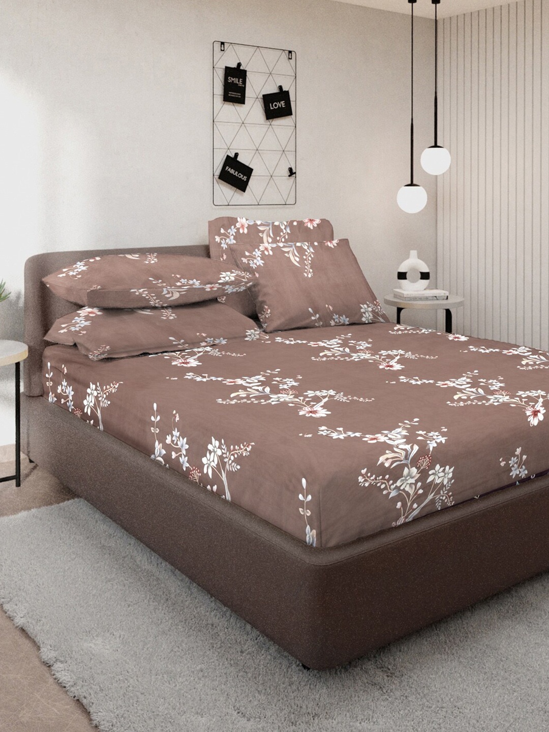 

KLOTTHE Brown Floral Printed 300 TC Double King Bedsheet With 4 Pillow Covers