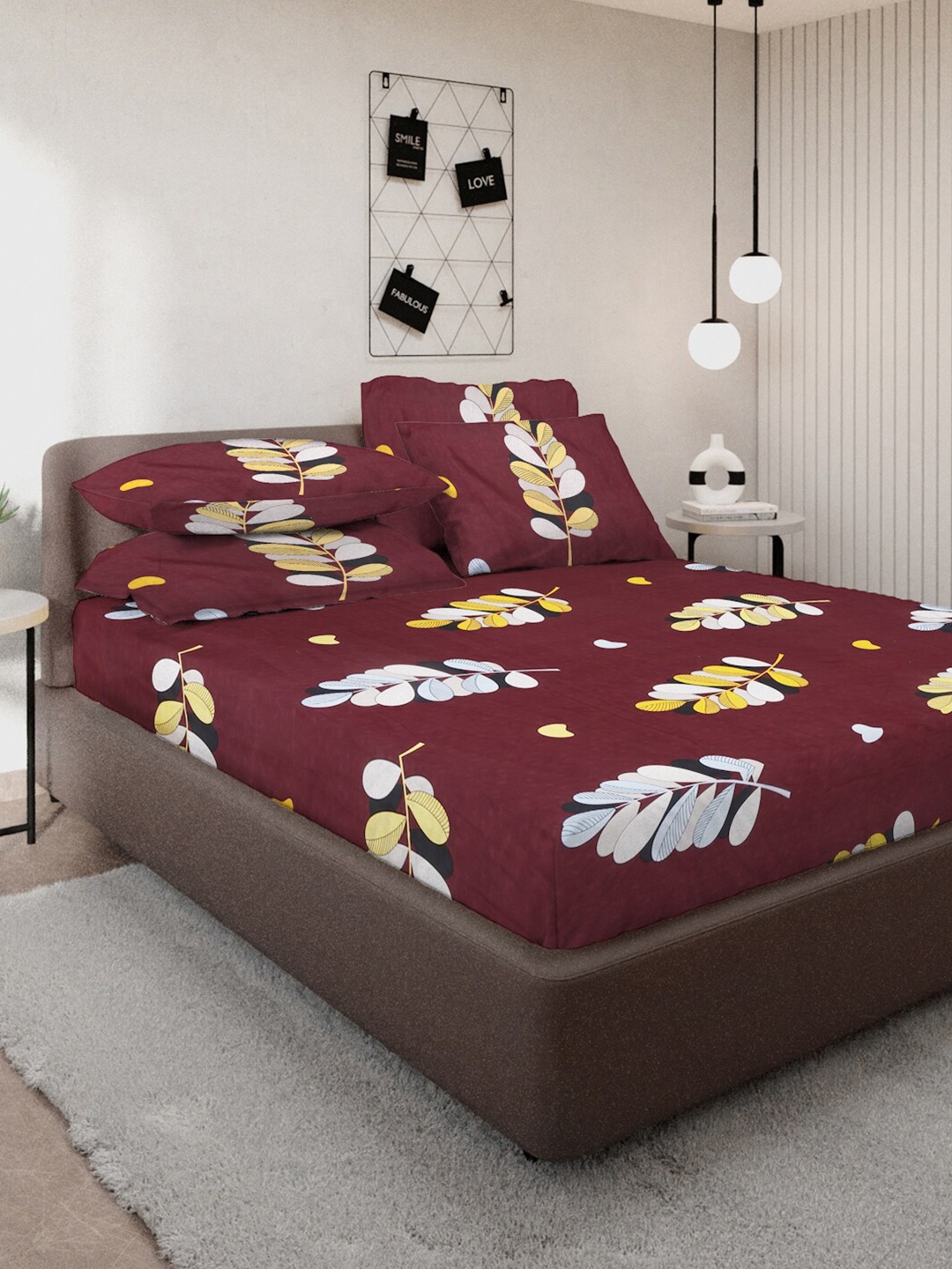 

KLOTTHE Maroon Floral Printed 300TC Double King Bedsheet With 4 Pillow Covers