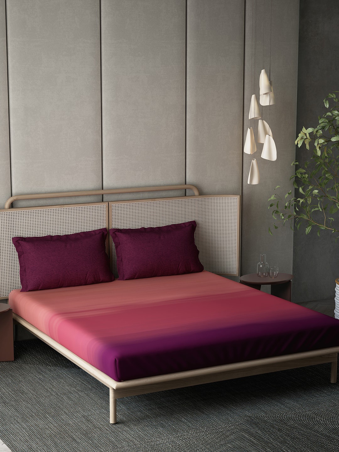 

DDecor Burgundy & Pink Cotton 210 TC King Bedsheet With 2 Pillow Covers
