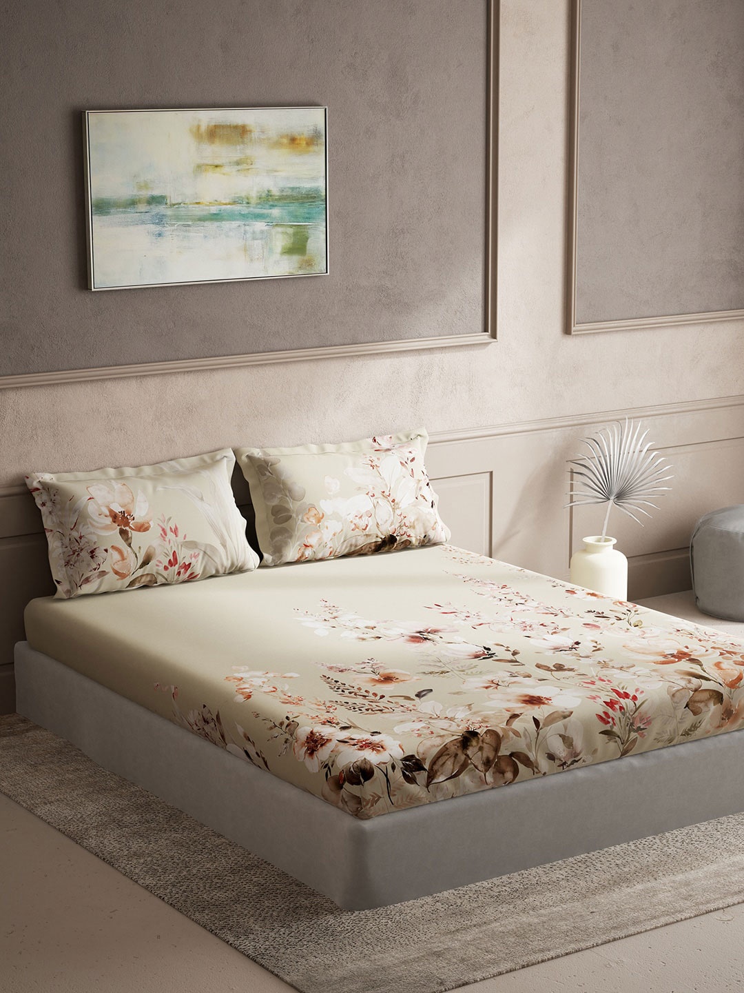 

DDecor Beige & White Floral Cotton 150 TC King Bedsheet with 2 Pillow Covers