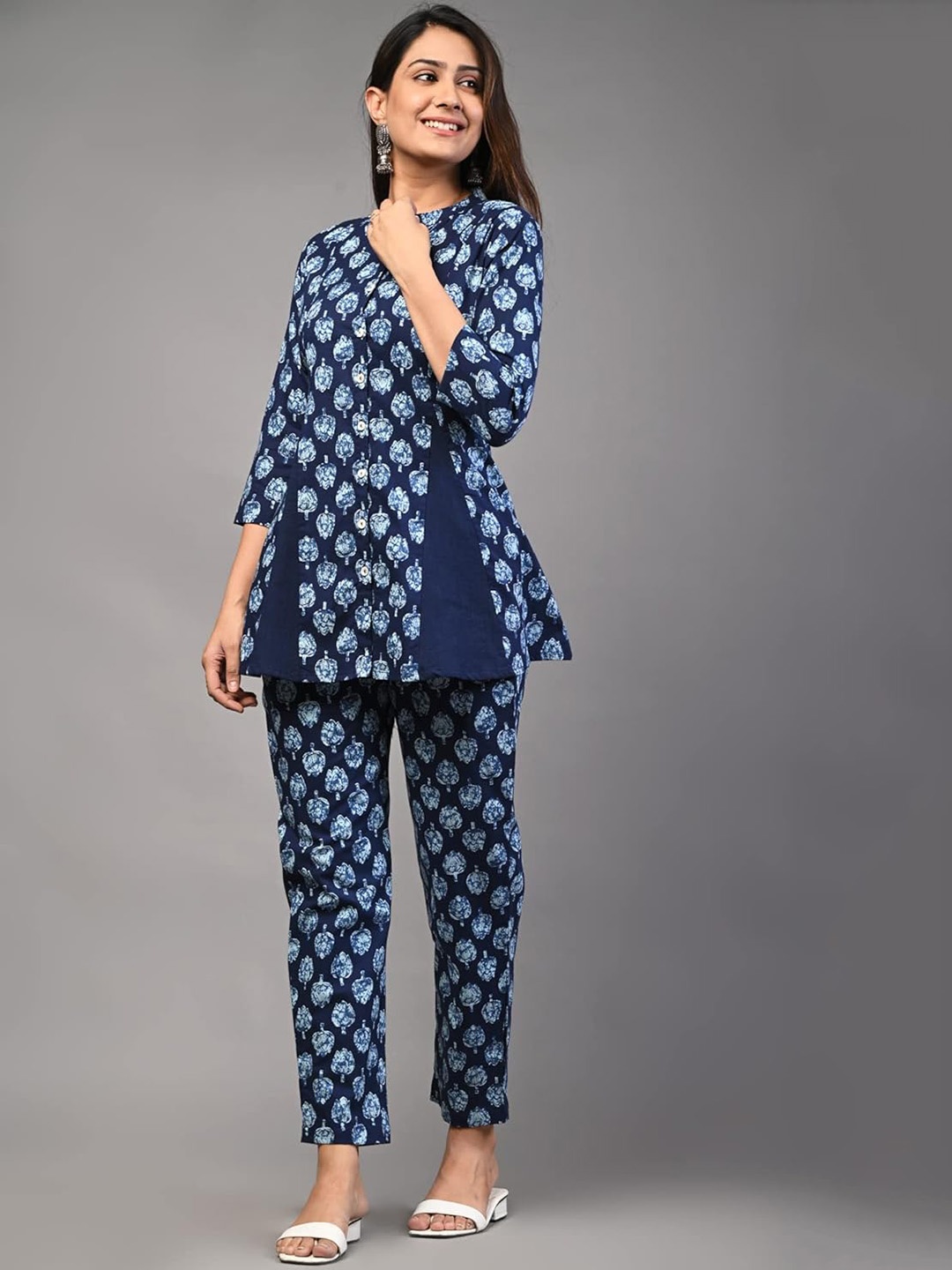 

PUKHYA Ethnic Motifs Printed Panelled A-Line Pure Cotton Printed Kurti With Trousers, Navy blue