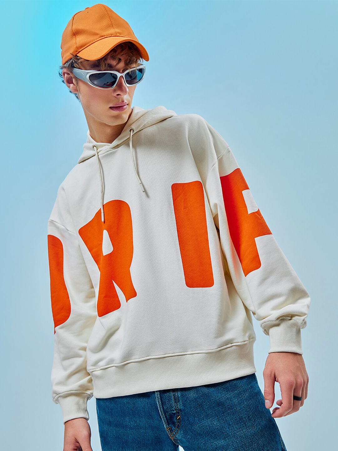 

Bewakoof Typography Printed Drop Shoulder Sleeves Hooded Cotton Oversized Pullover, Beige