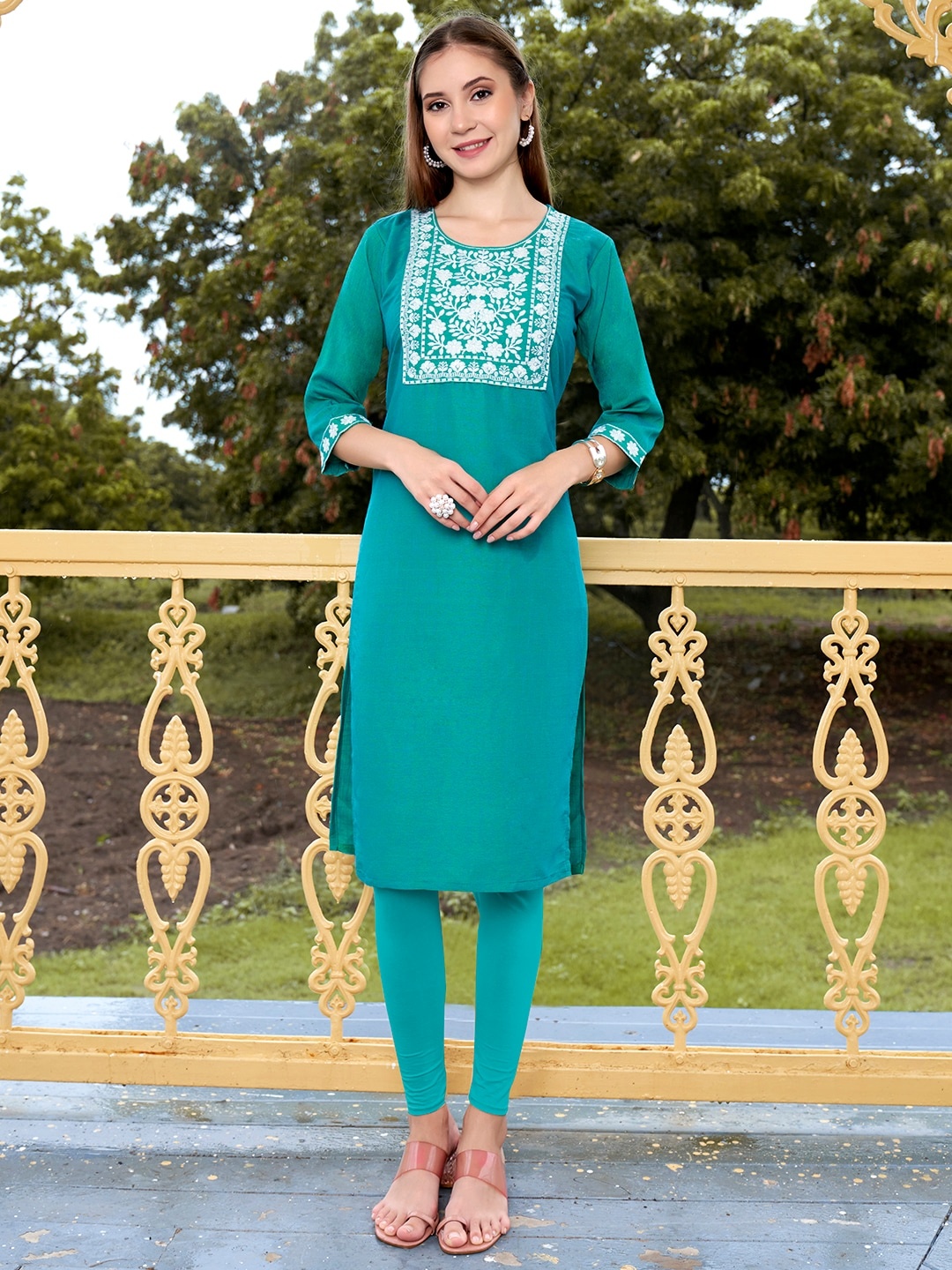 

Anouk Sea Green Floral Embroidered Pure Cotton Straight Kurta