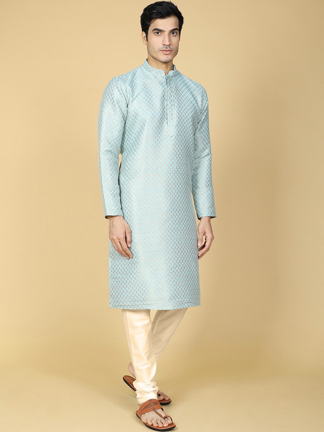 

NAMASKAR Ethnic Motif Woven Design Straight Kurta with Pyjamas, Blue