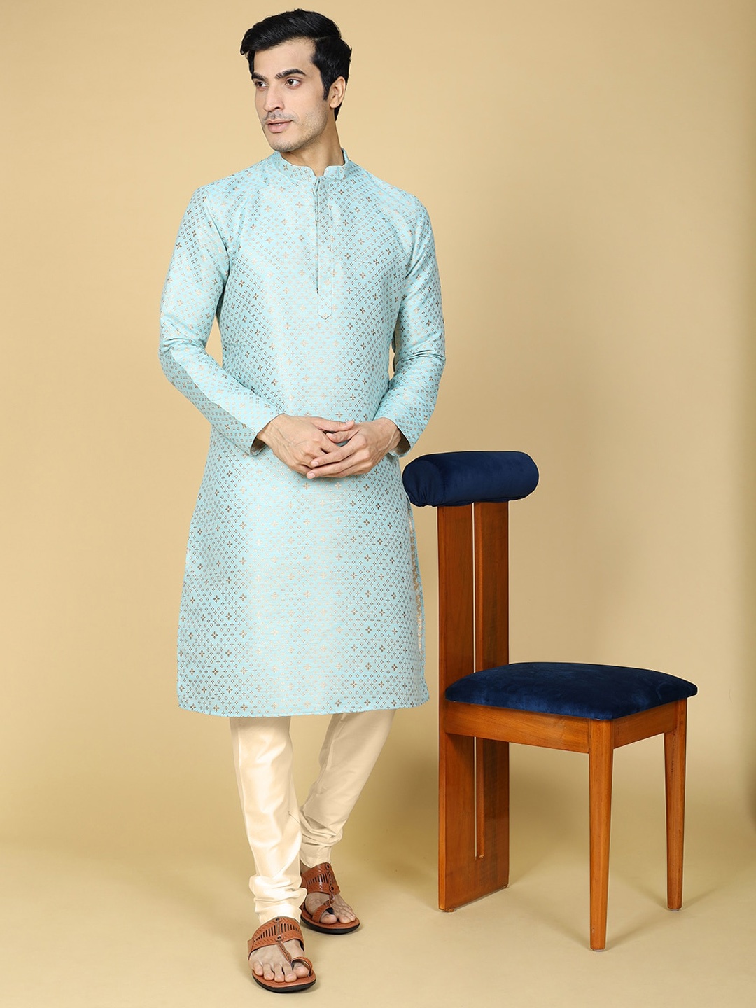 

NAMASKAR Mandarin Collar Kurta with Churidar, Blue