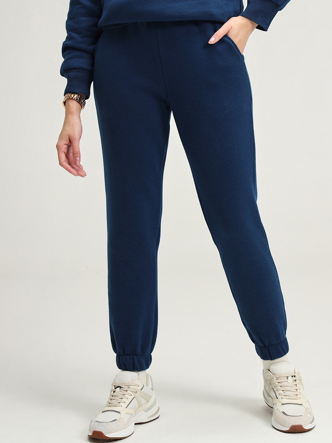 

CAVA Women Moscow Blue Cava Essential Jogger, Navy blue