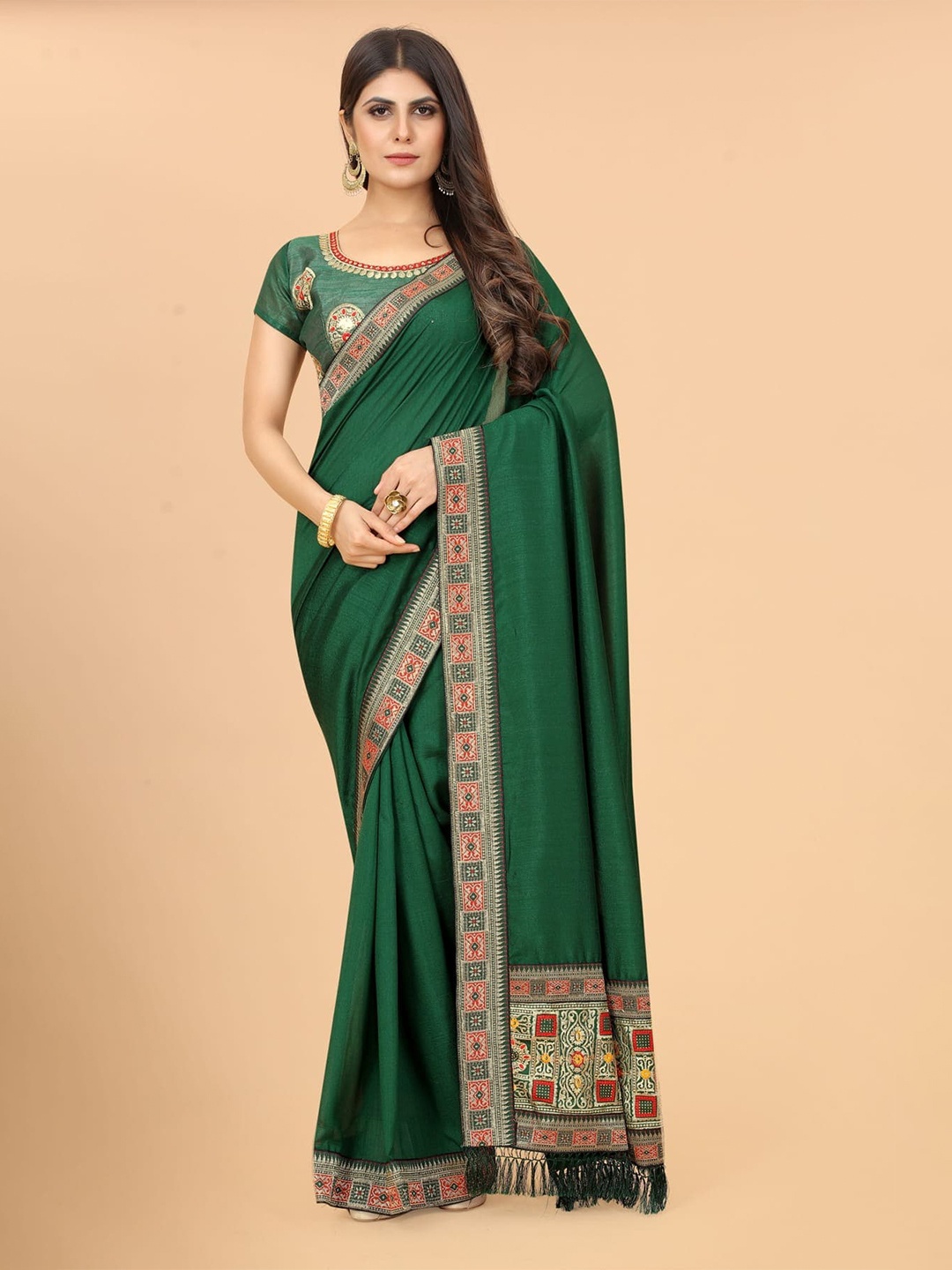 

Grubstaker Woven Design Border Saree, Green