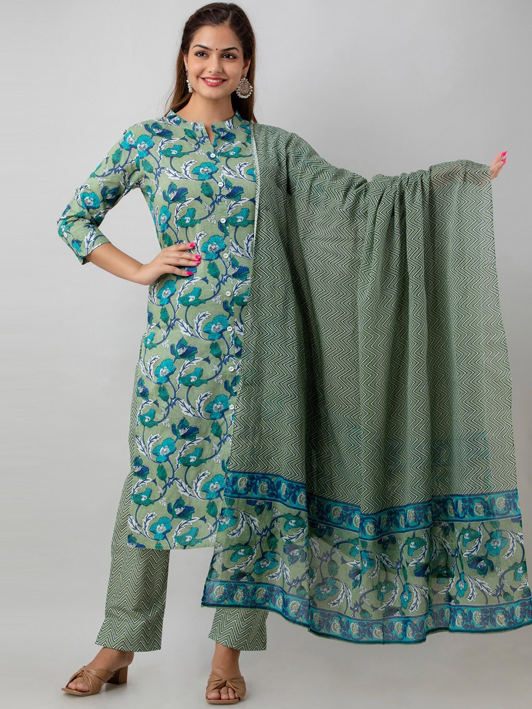 

Country Style Floral Printed Pure Cotton A Line Kurta With Pyjamas & Dupatta, Green