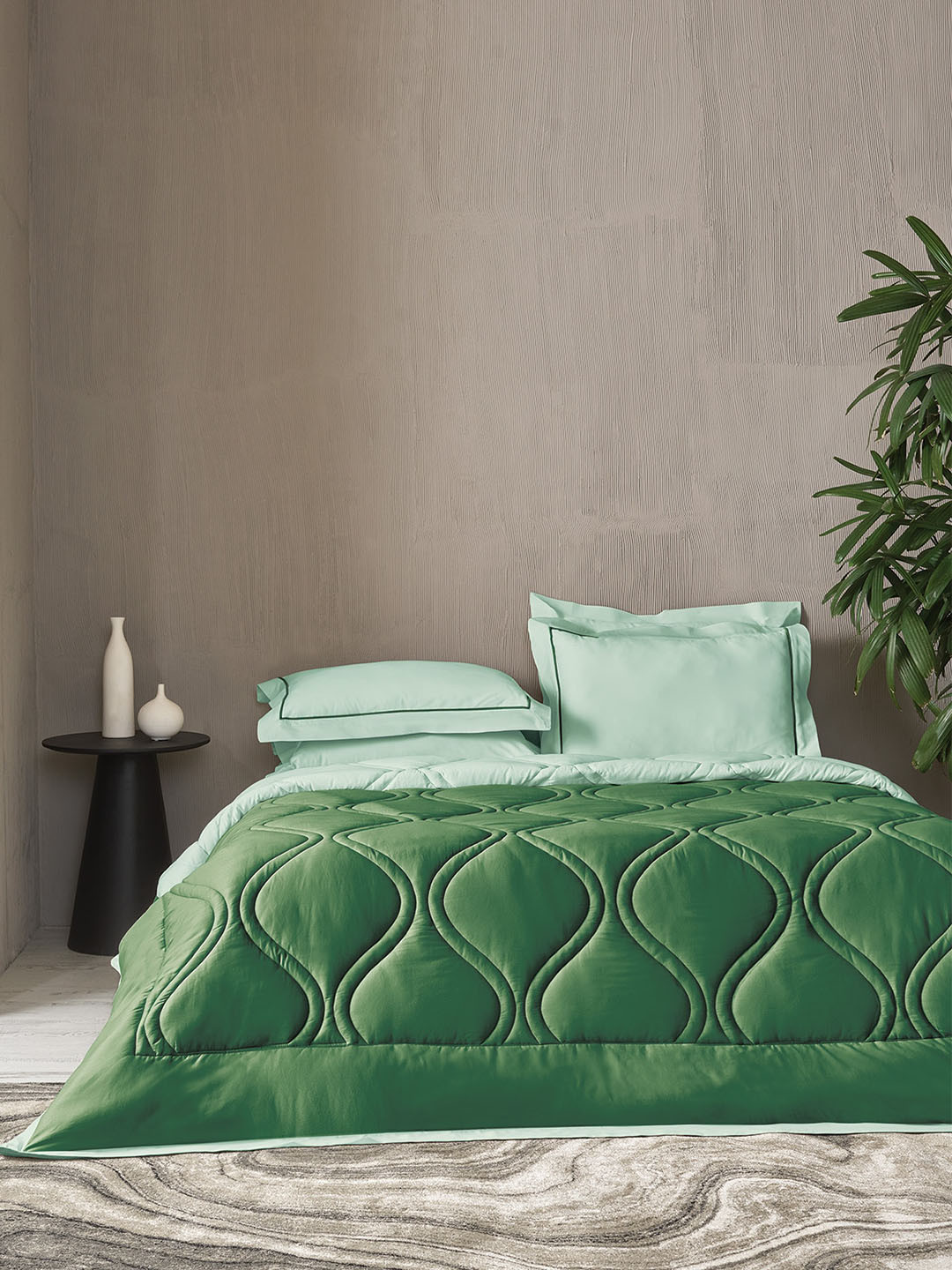 

DDecor Green Cotton Double King Bedding Set
