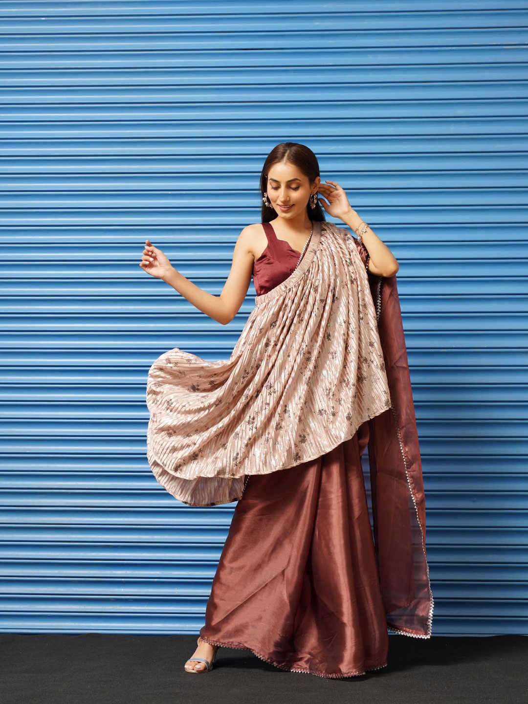 

Tikhi Imli Brown & Cream Organza Saree With Cape