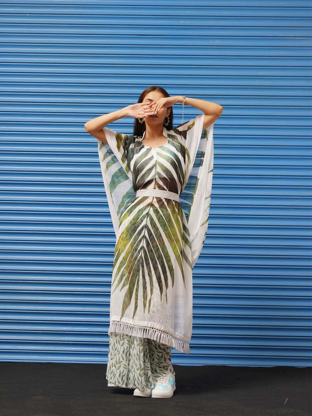 

Tikhi Imli Tropical Printed Saree, Off white