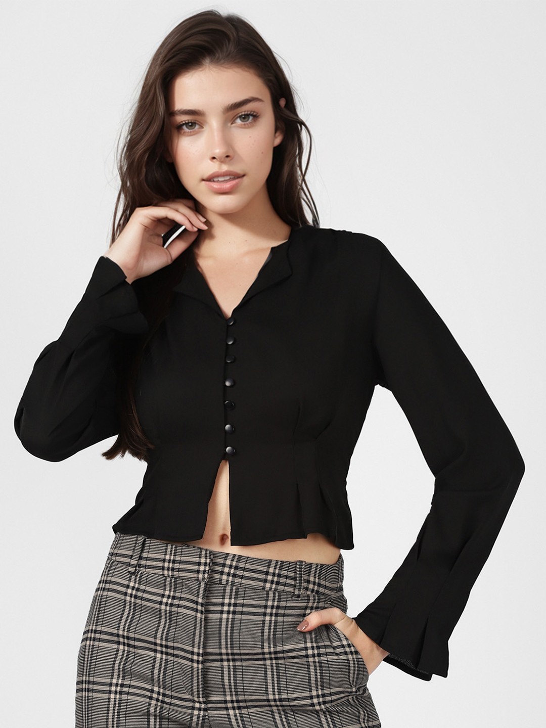

UrbanMark V-Neck Bell Sleeve Crop Top, Black